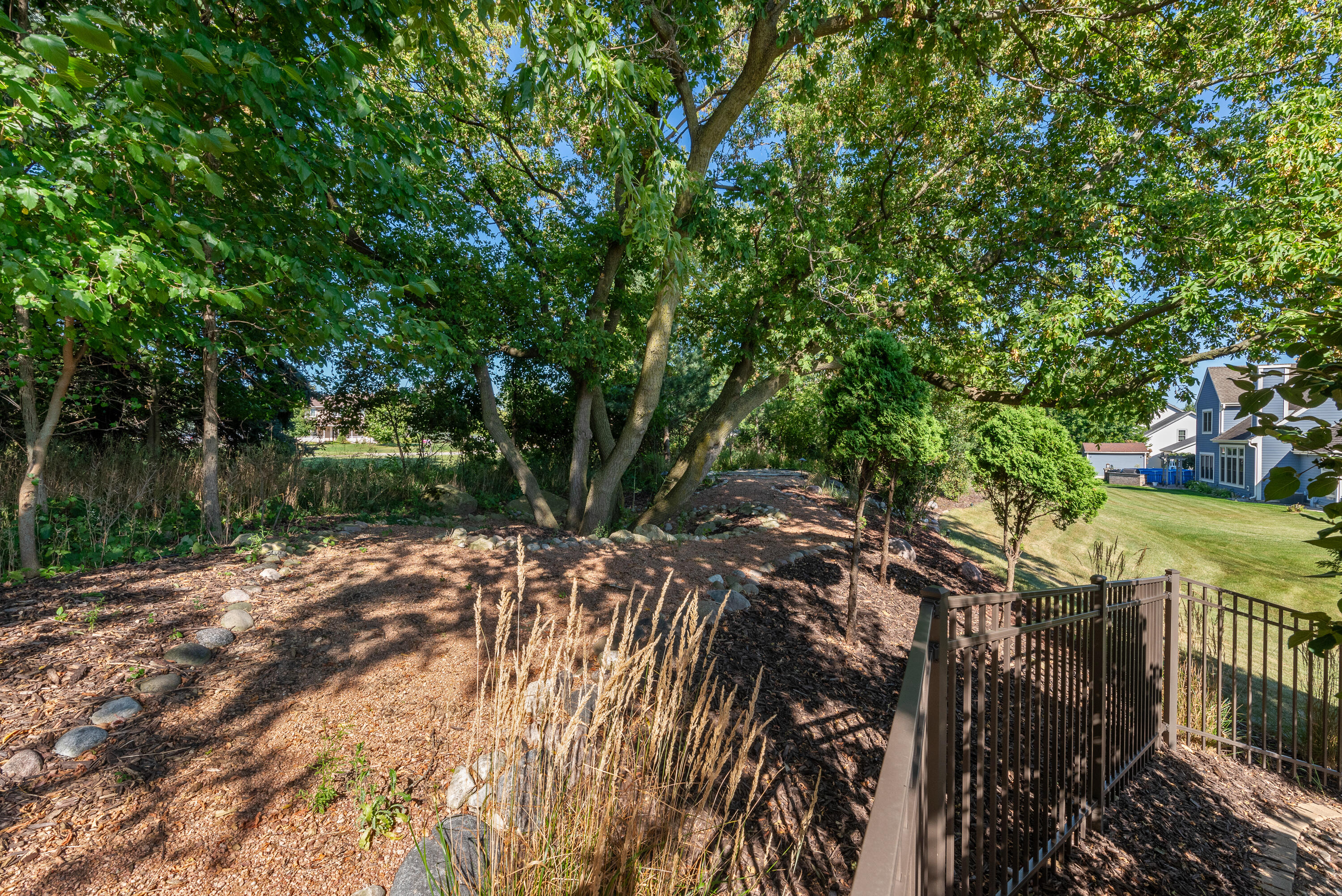 N73W23398 Fontaine Cir