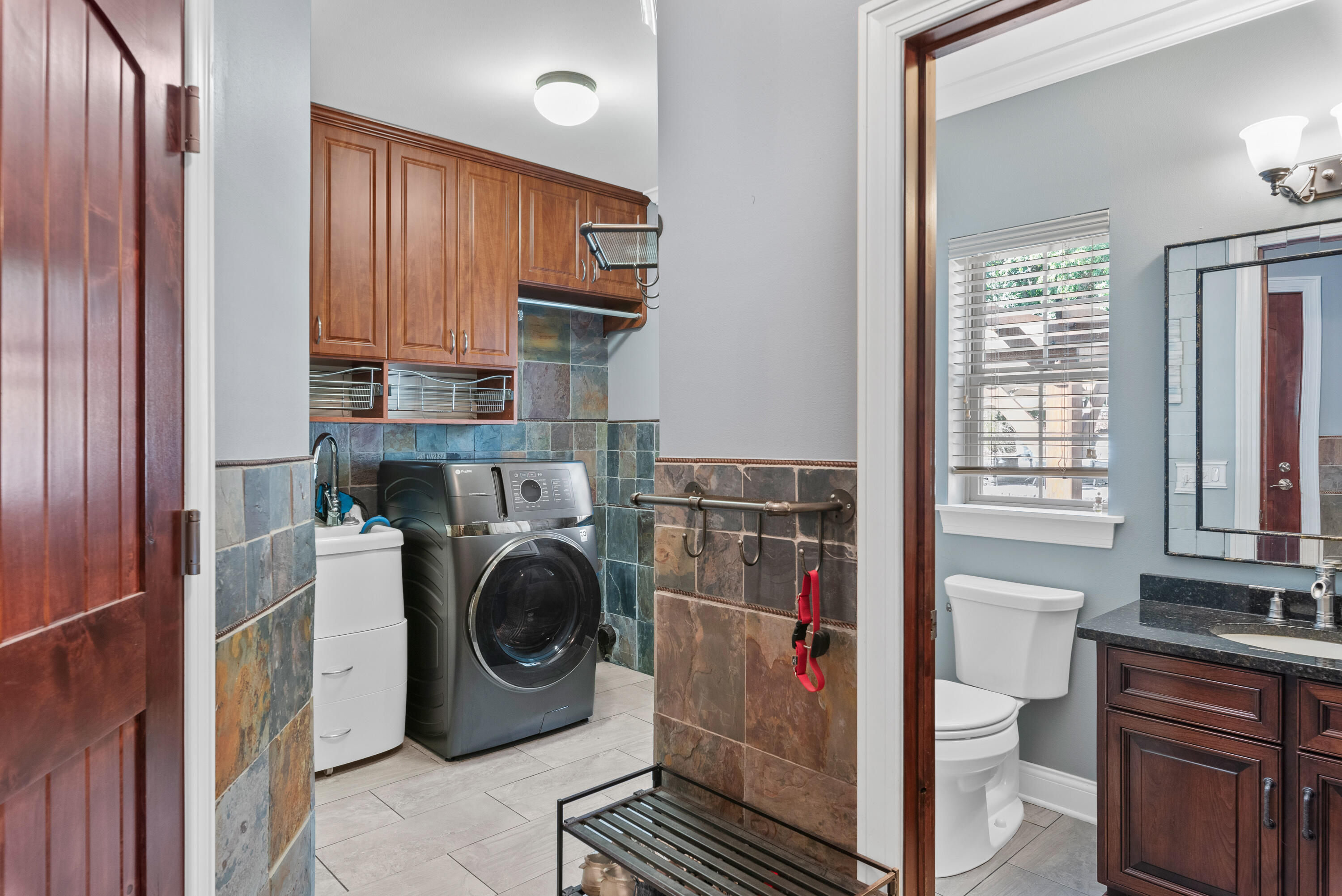 N73W23398 Fontaine Cir