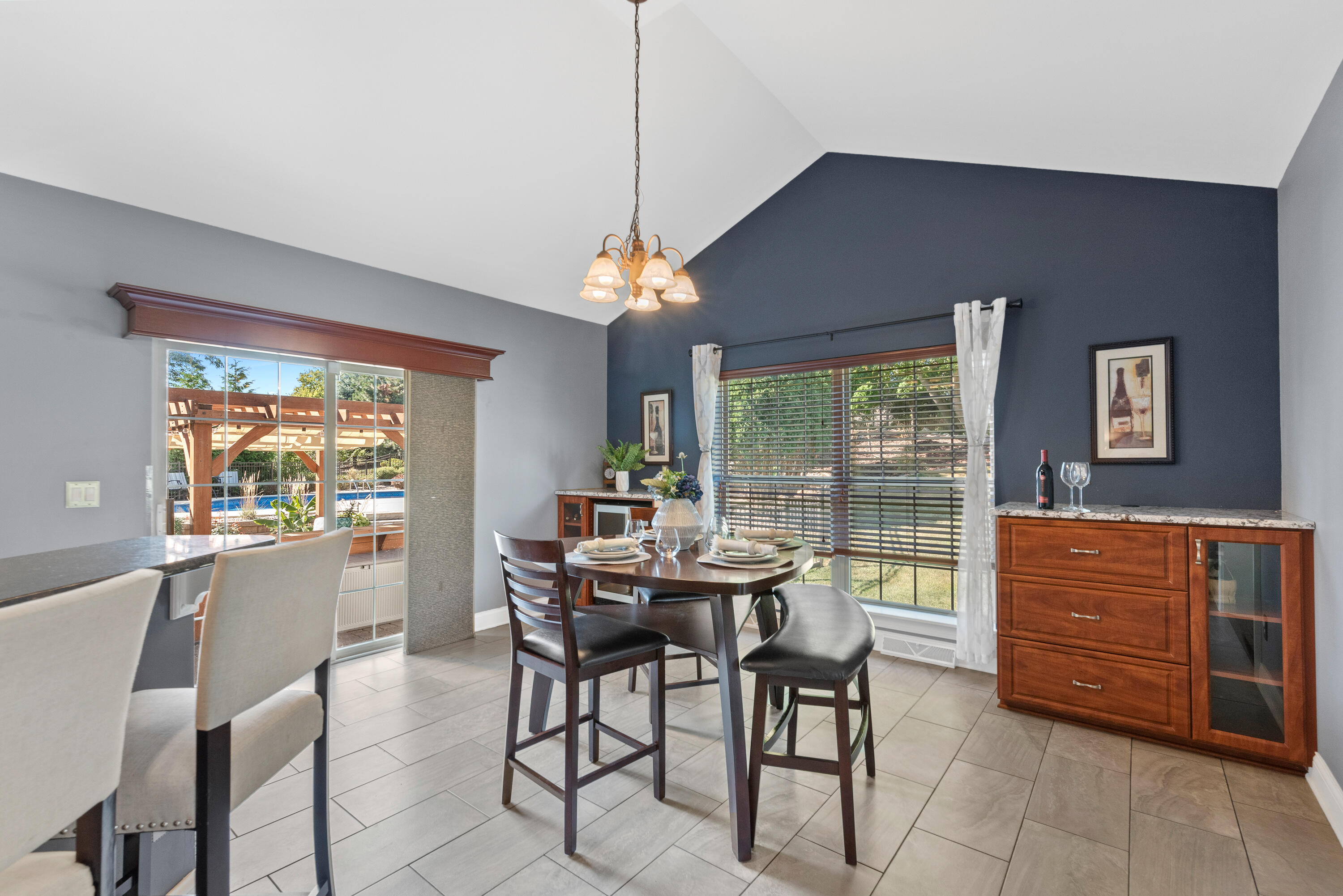 N73W23398 Fontaine Cir