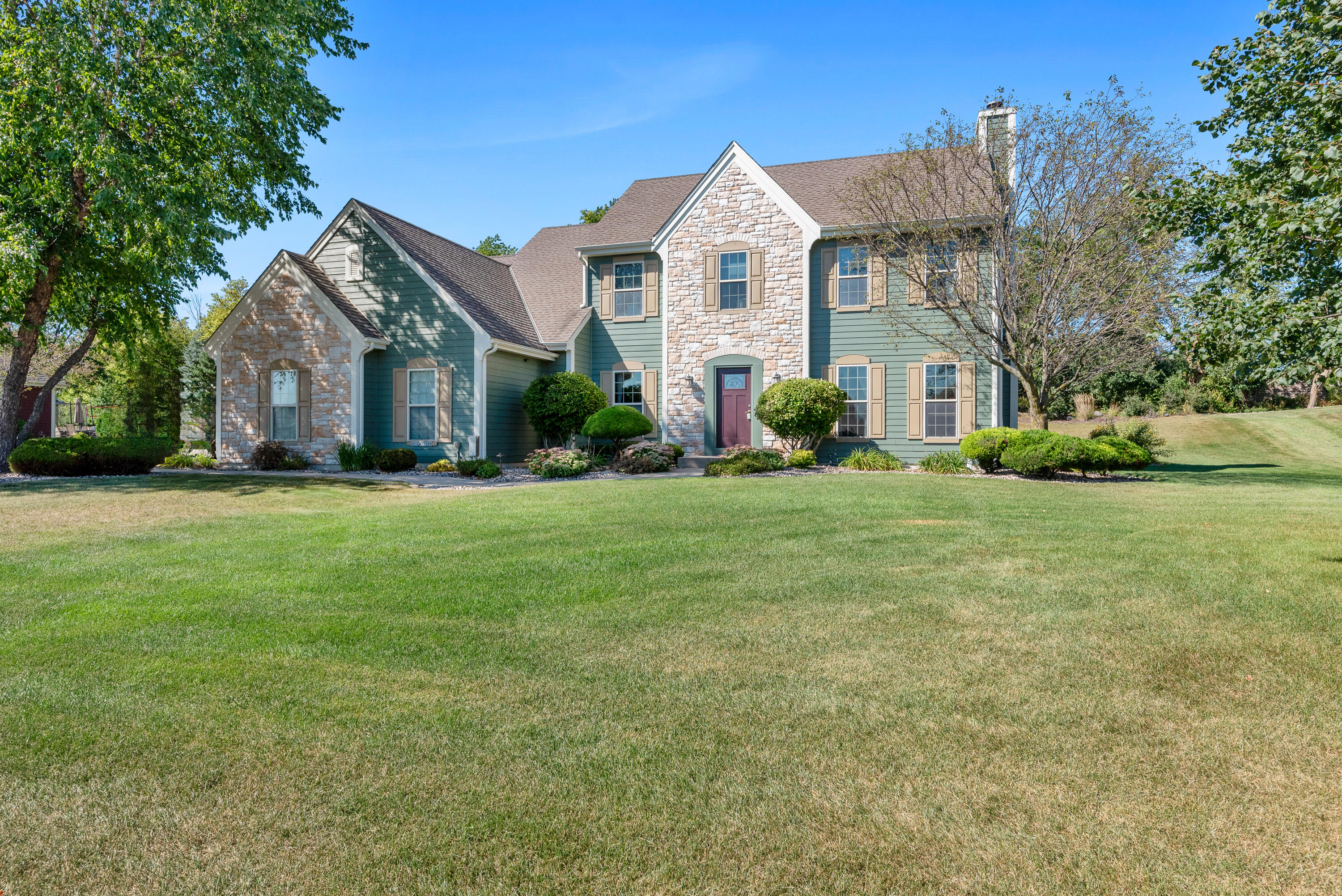 N73W23398 Fontaine Cir