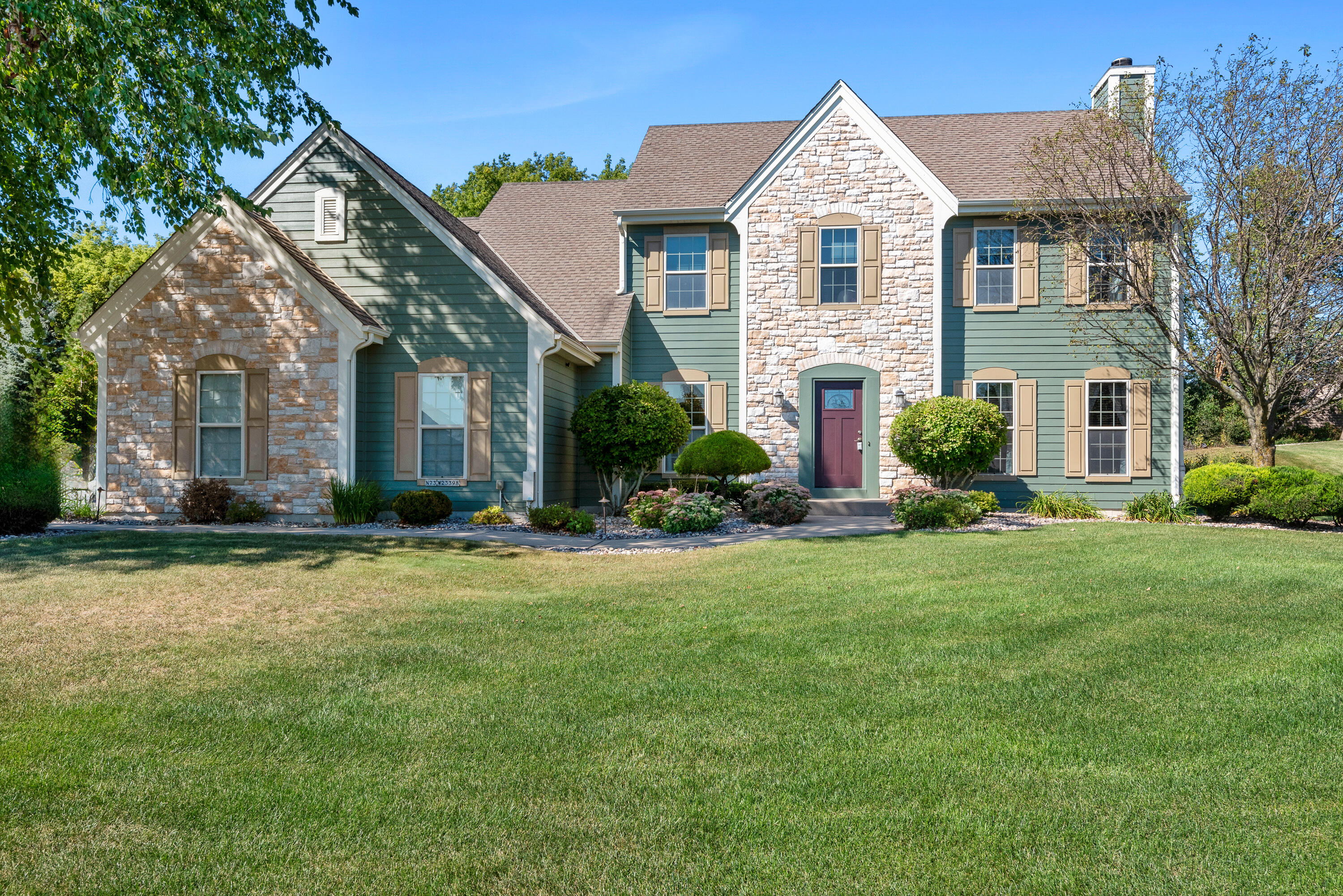 N73W23398 Fontaine Cir