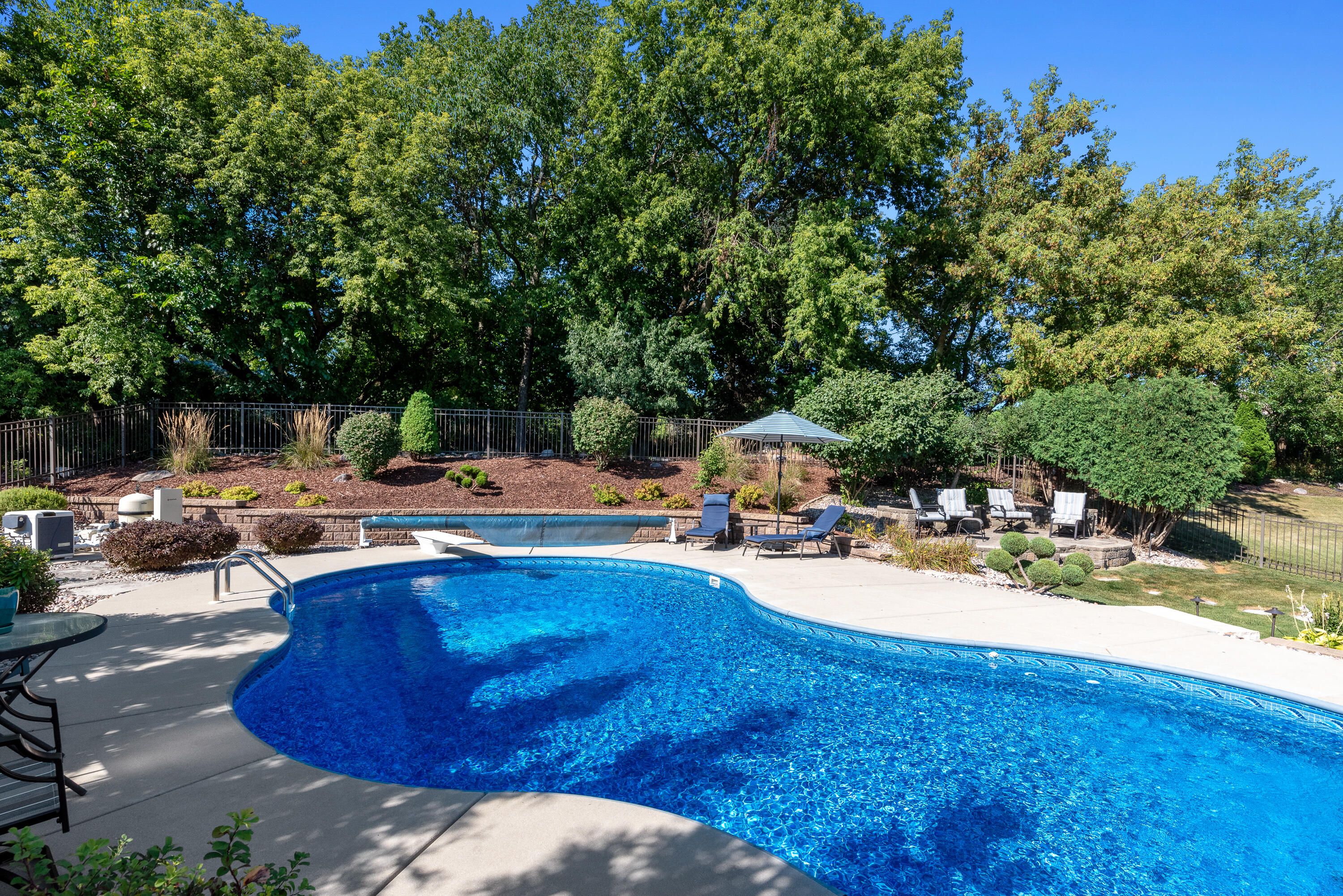 N73W23398 Fontaine Cir