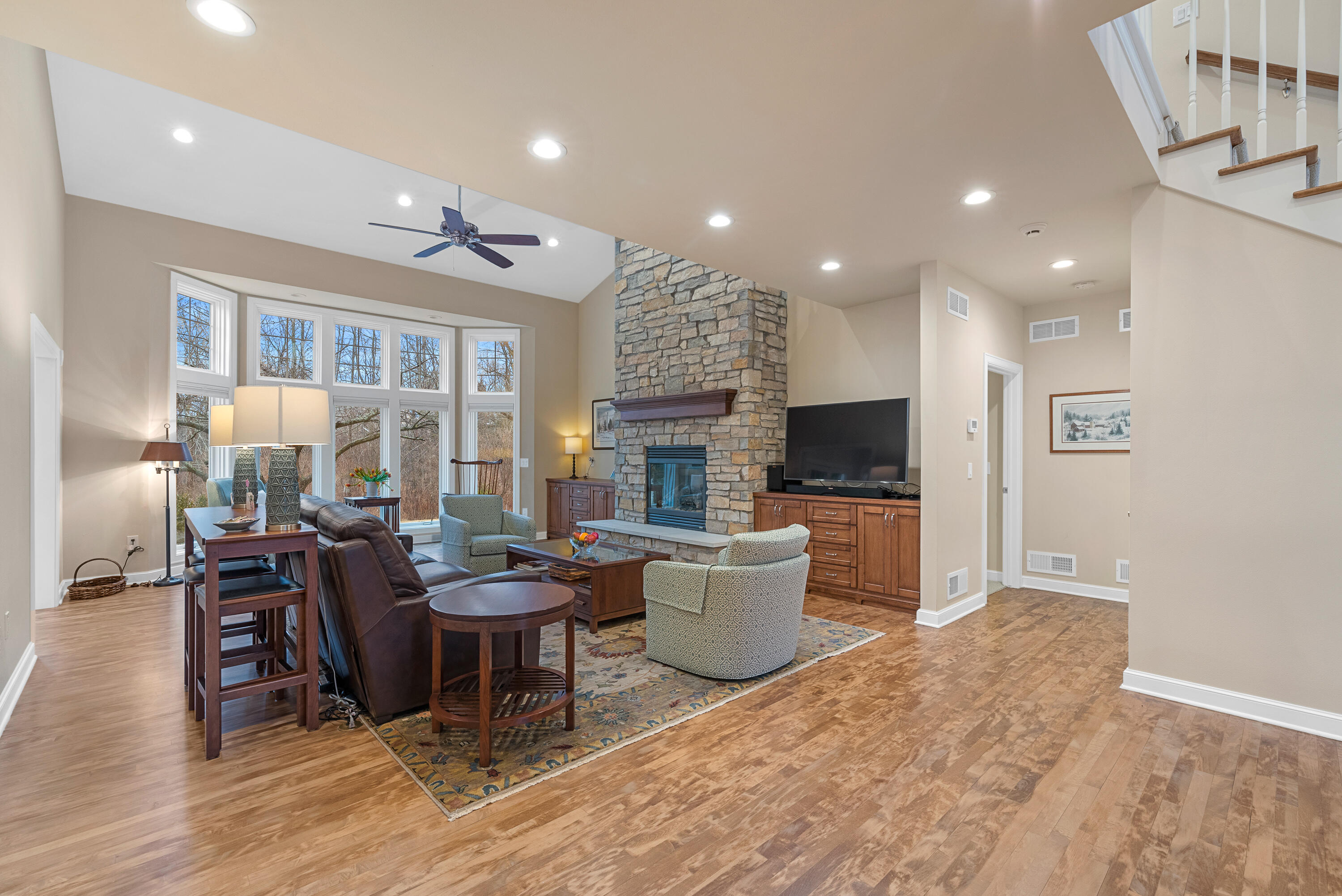 1926 W Hidden Reserve Ct