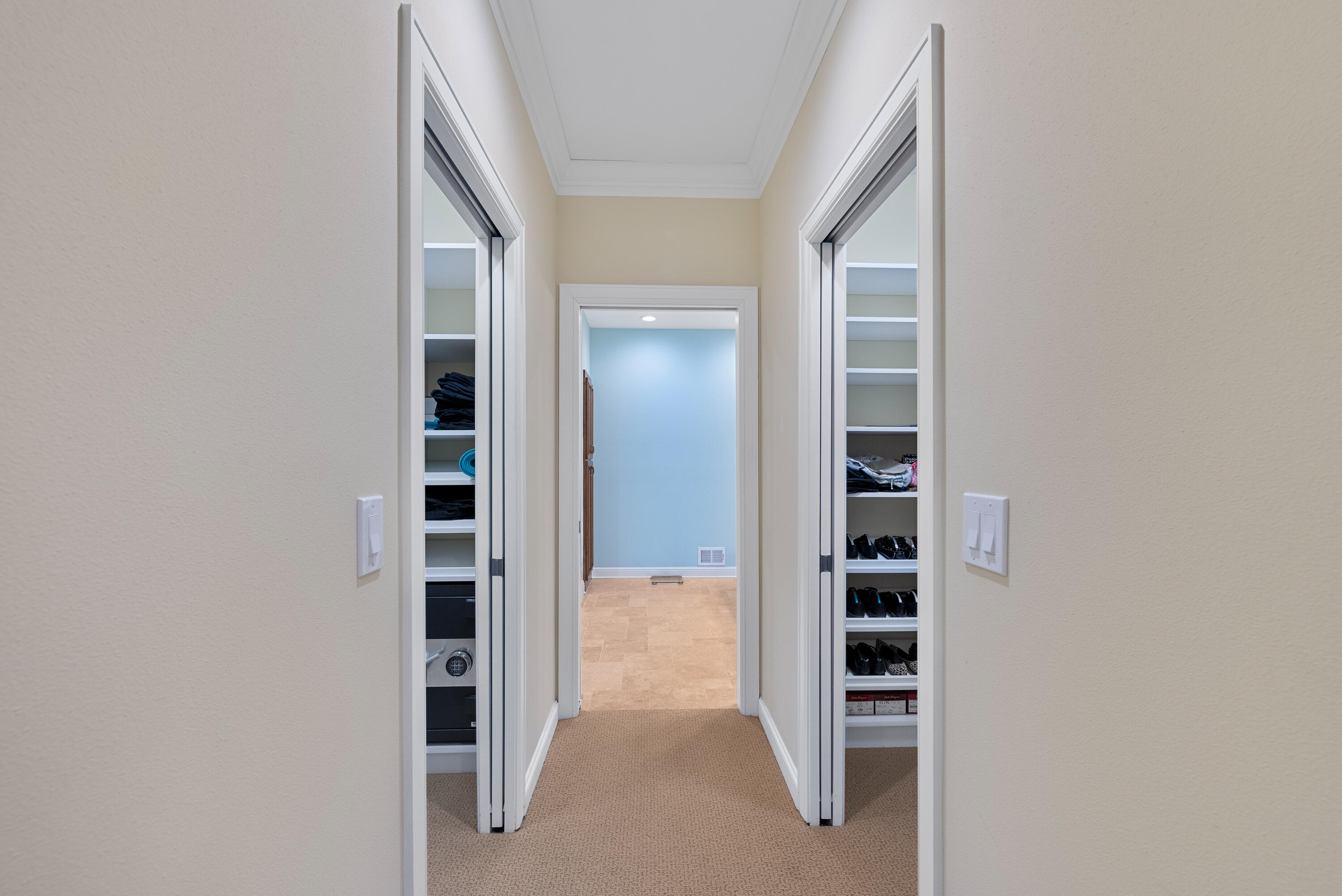 1926 W Hidden Reserve Ct