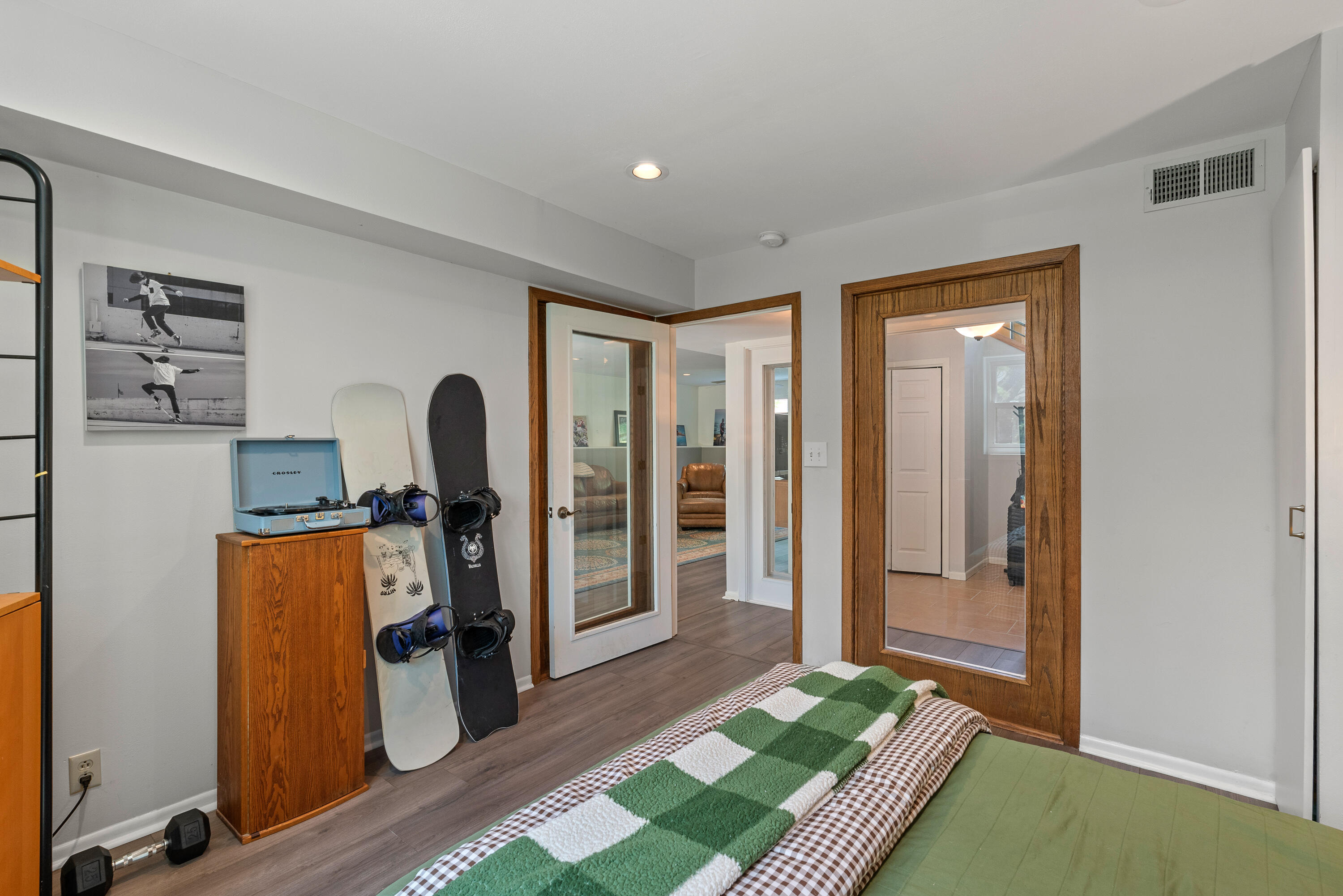 N108W7385 Balfour St