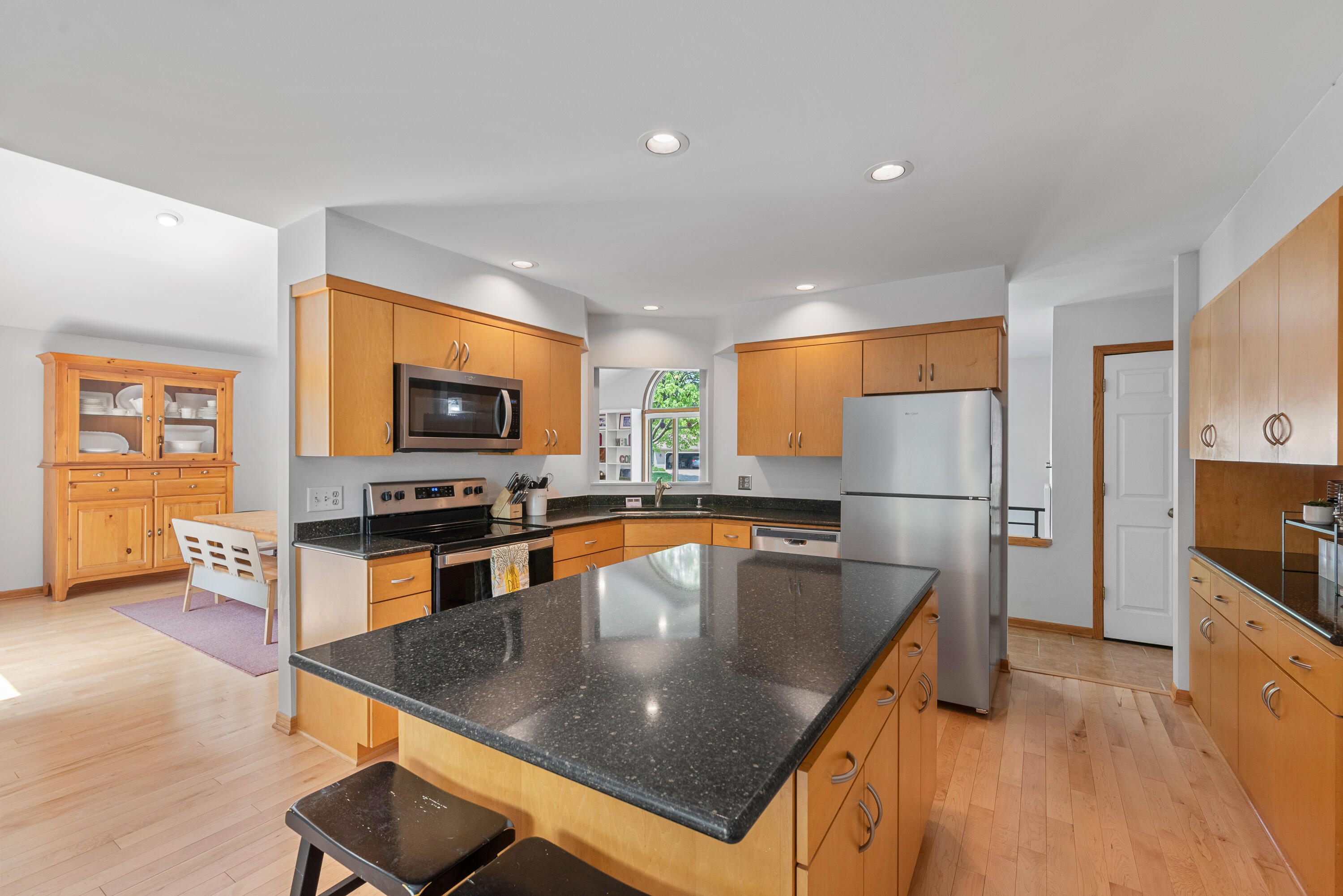 N108W7385 Balfour St