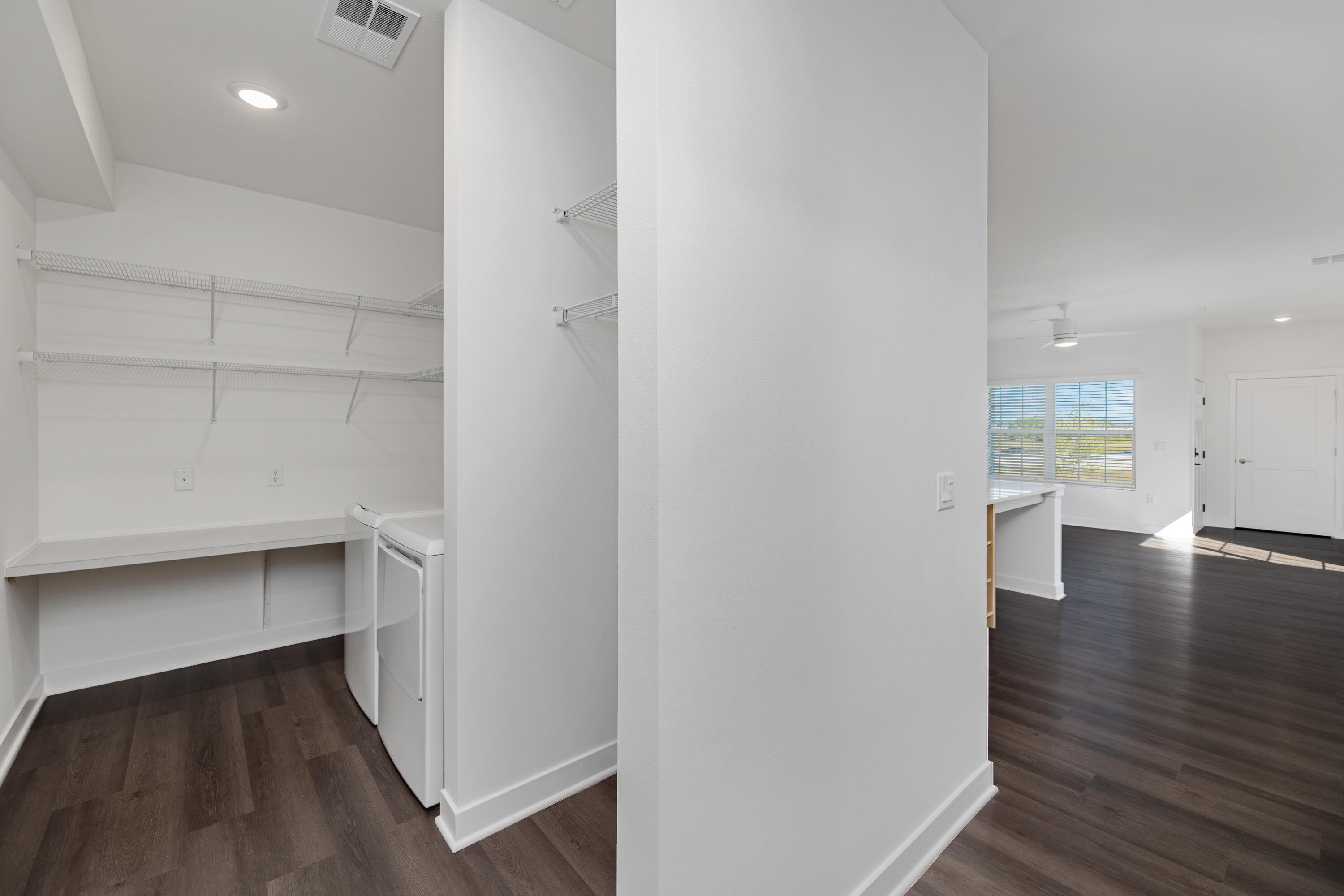 8852 S Jackjay Dr