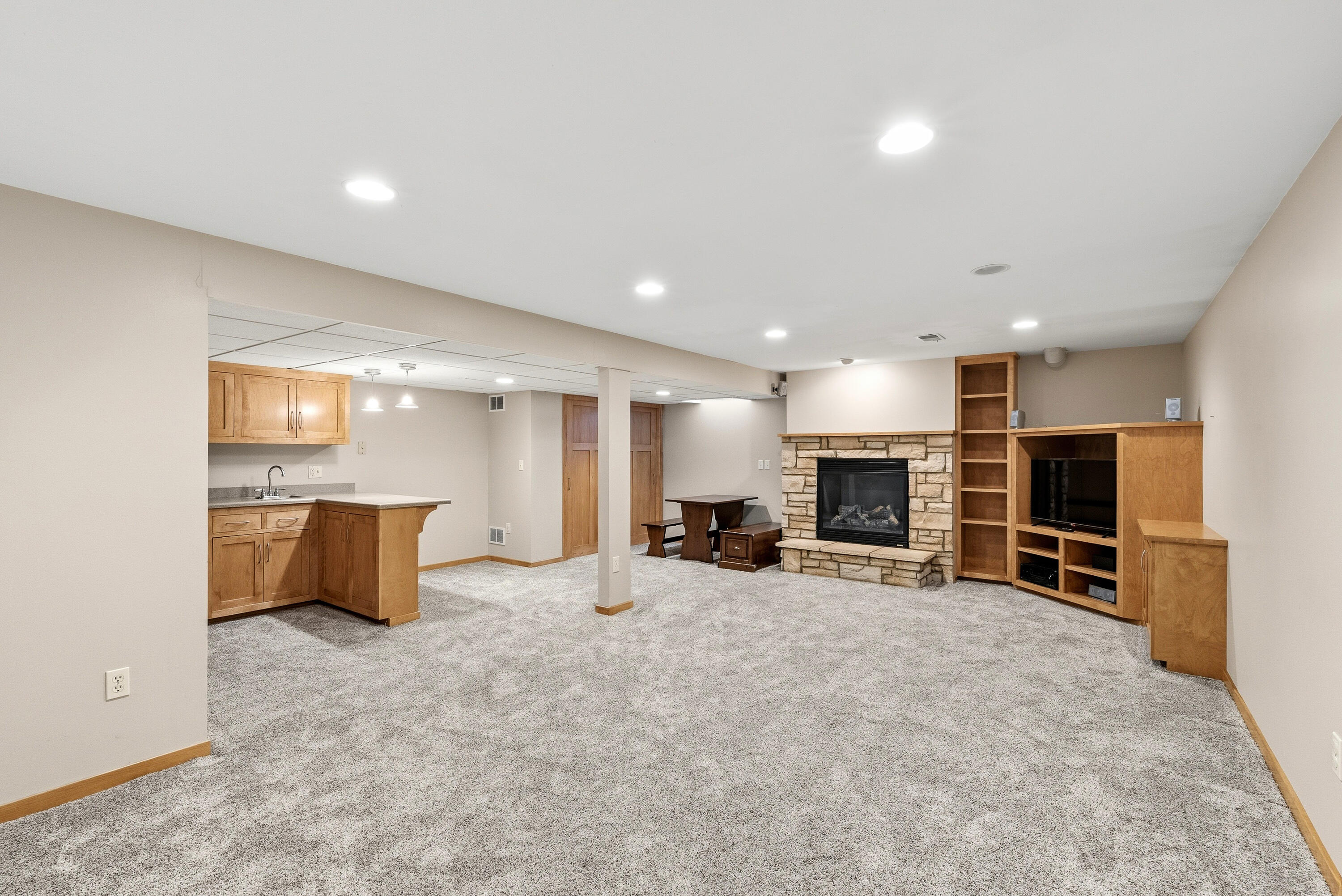 N108W17031 Hawthorne Dr