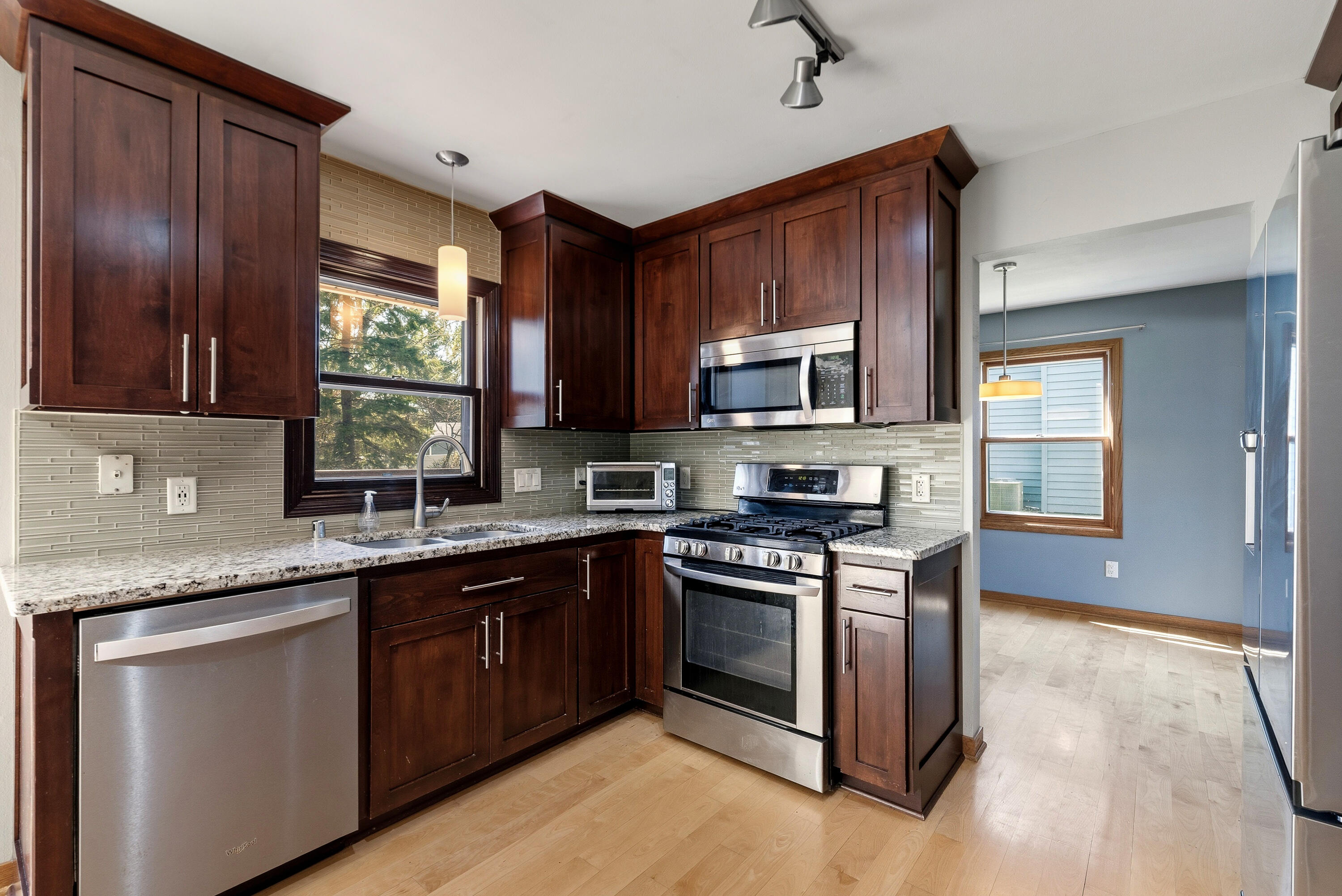 N108W17031 Hawthorne Dr