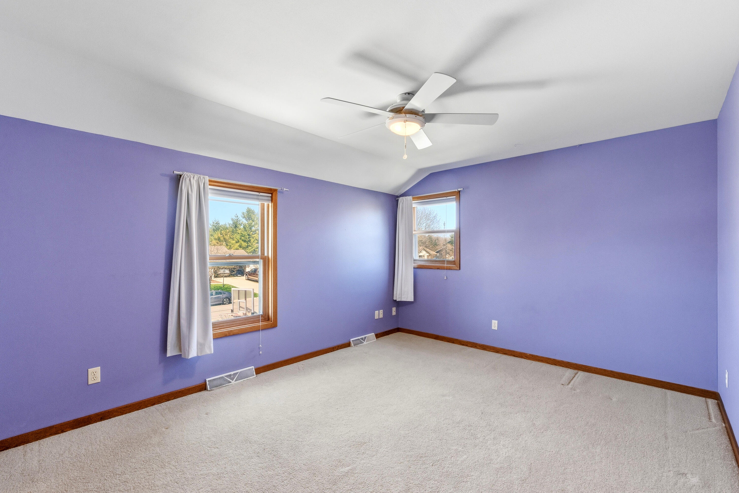 N108W17031 Hawthorne Dr