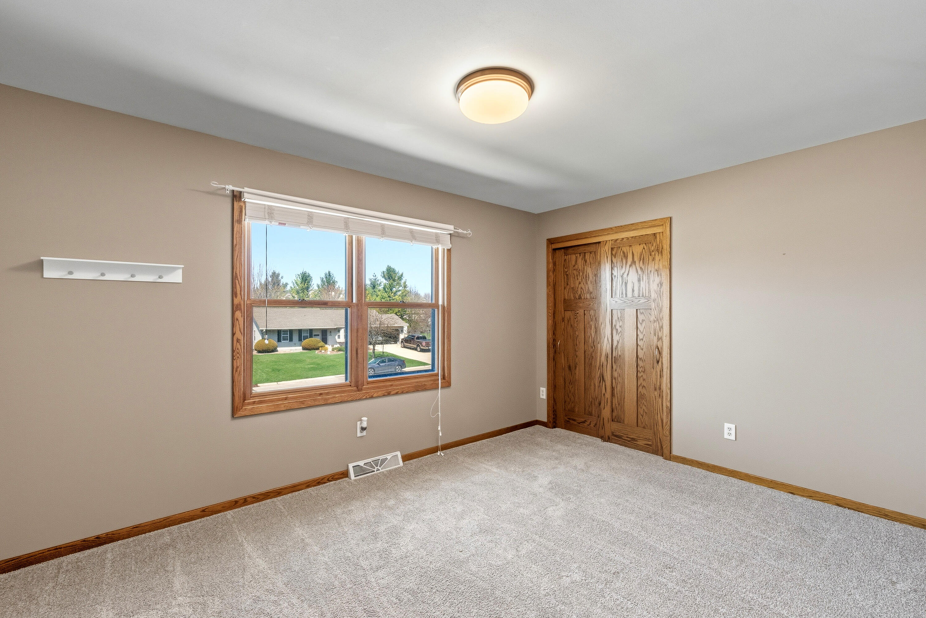 N108W17031 Hawthorne Dr