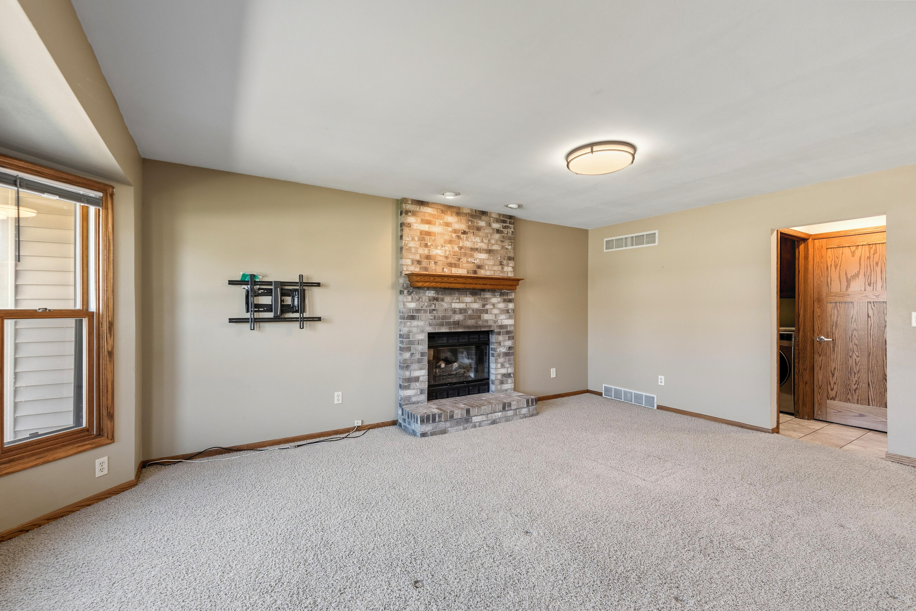 N108W17031 Hawthorne Dr