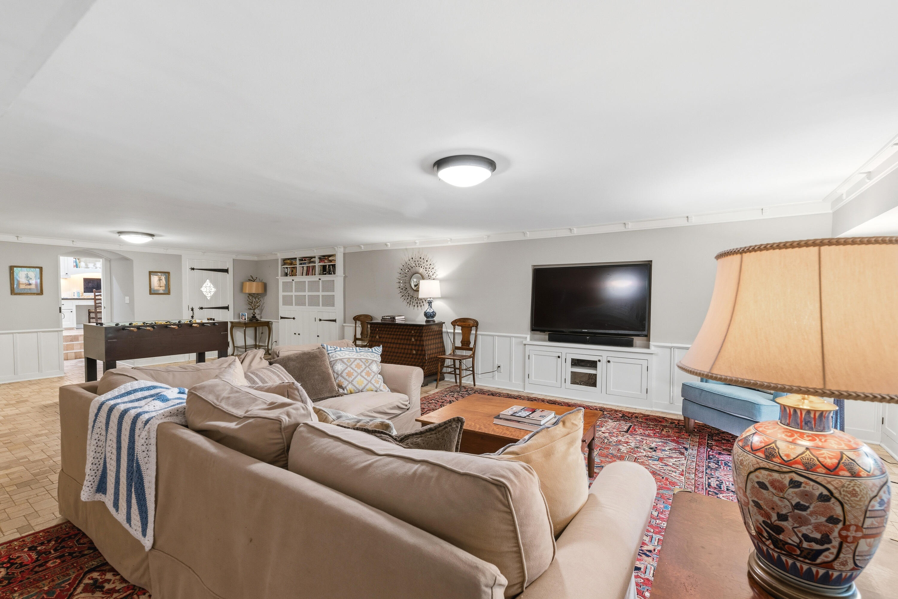 3565 N Lake Dr