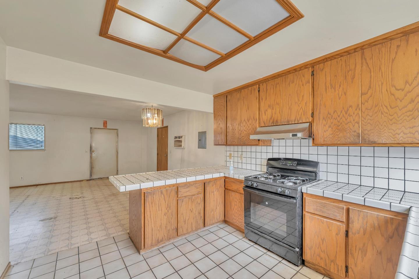 320 Kalana AVE