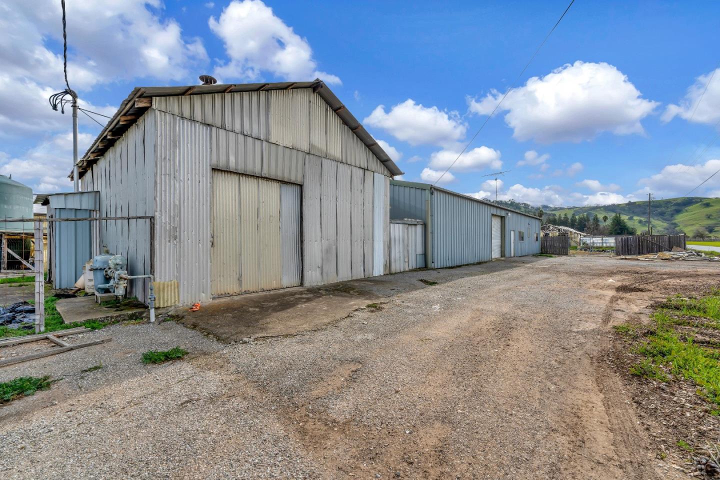 320 Kalana AVE