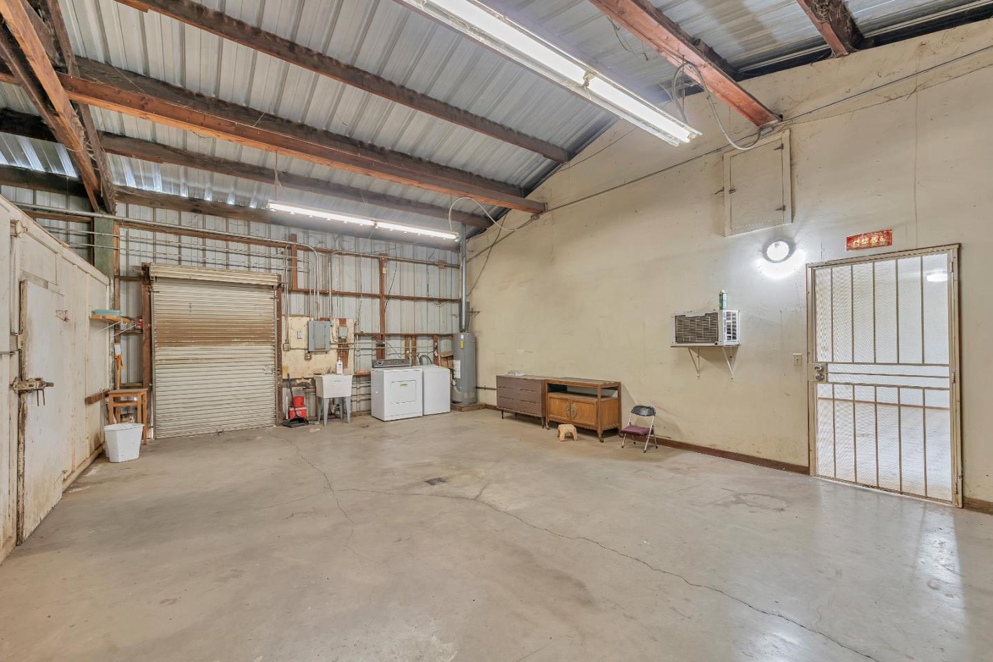 320 Kalana AVE