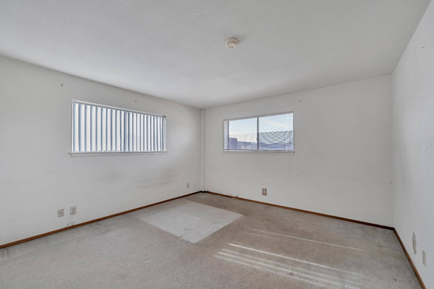 320 Kalana AVE