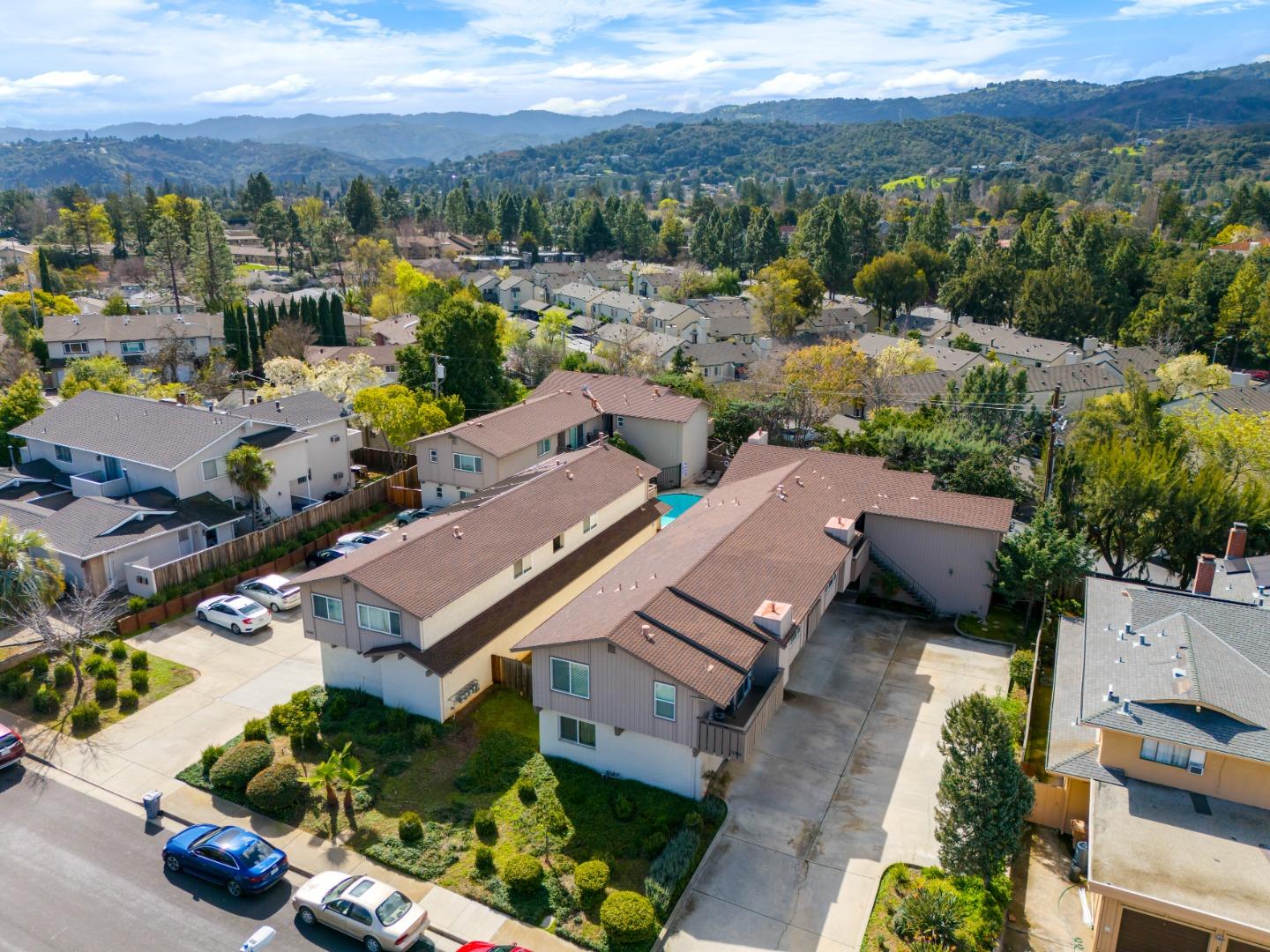 10315 Alpine DR