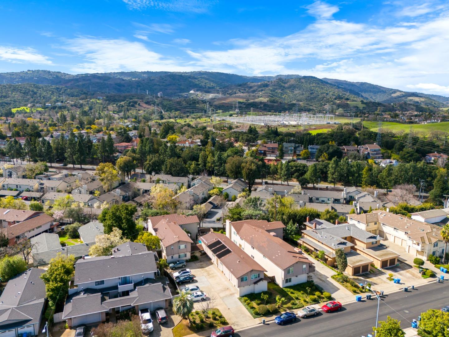 10315 Alpine DR