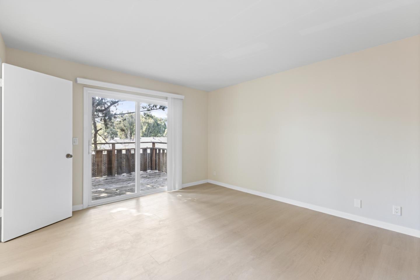 10315 Alpine DR