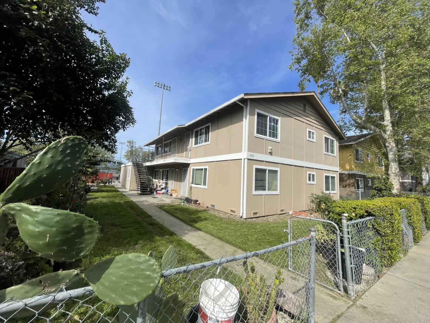 5723 Via Monte DR