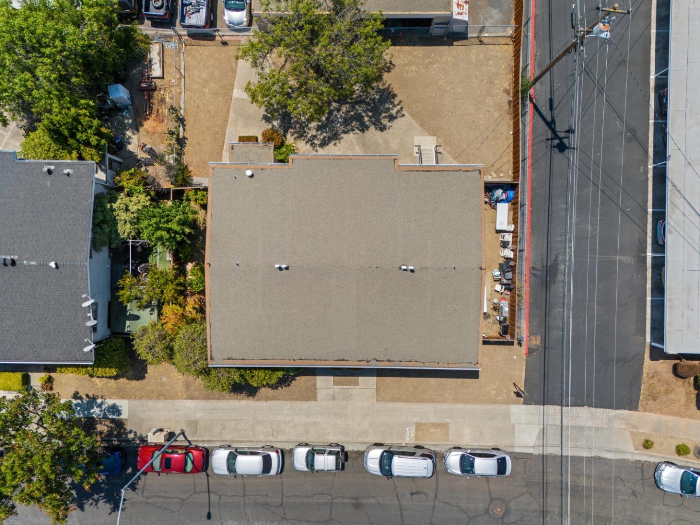 628 Laura DR