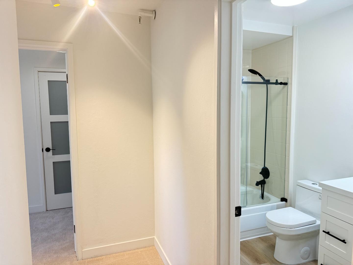 150 W Edith AVE 21