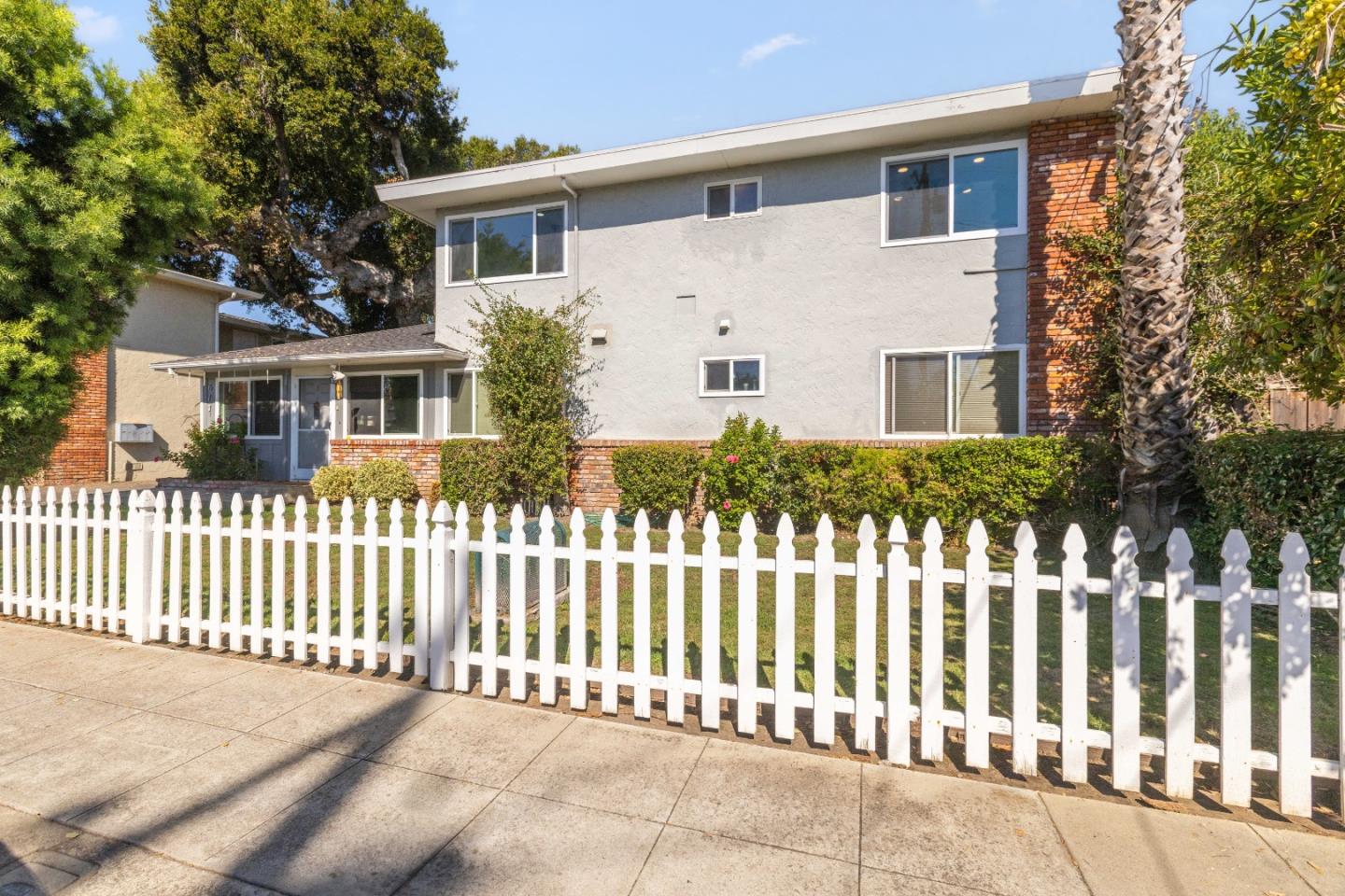 617 Bryan AVE