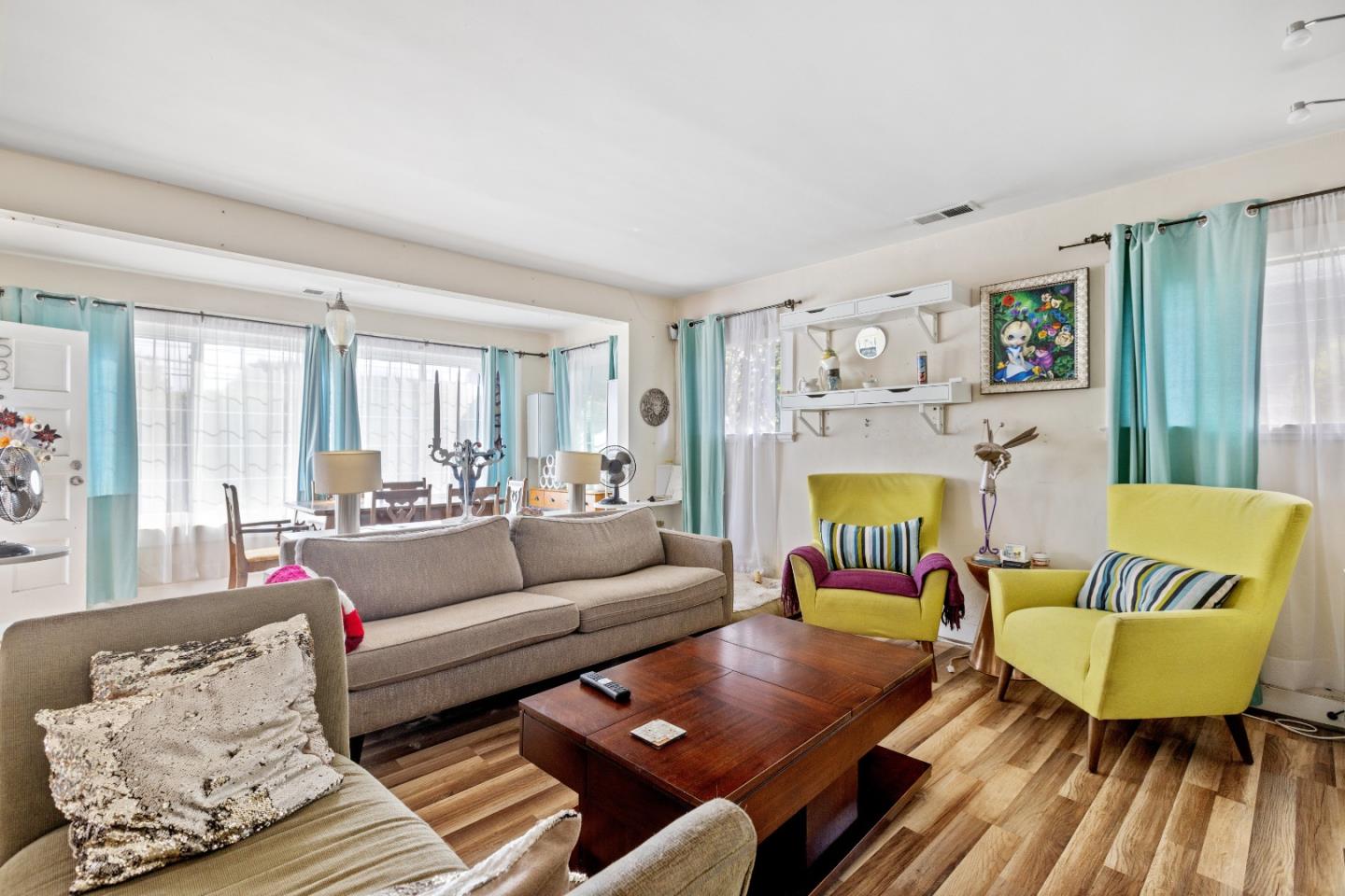 53 East 39th Avenue