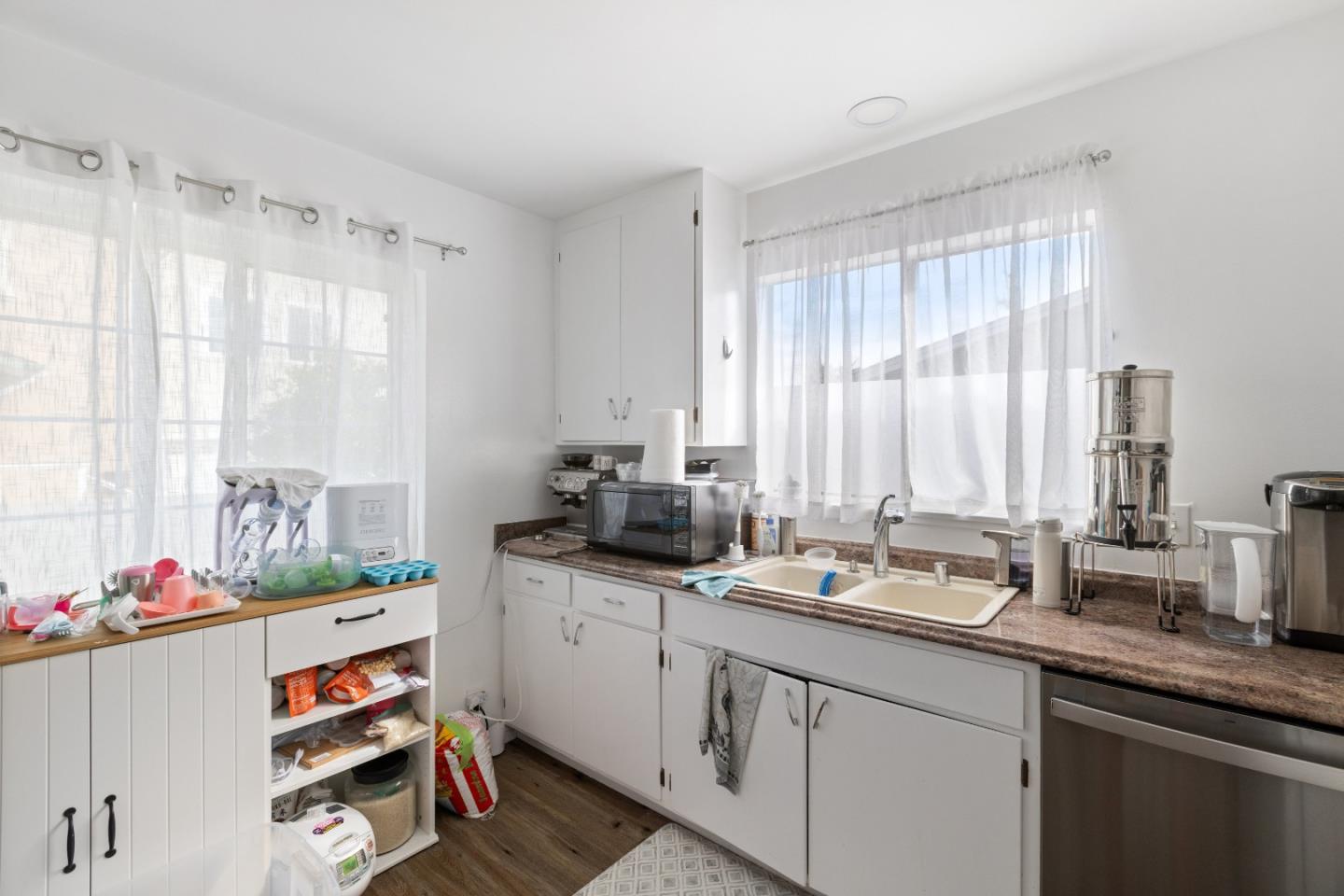 53 East 39th Avenue