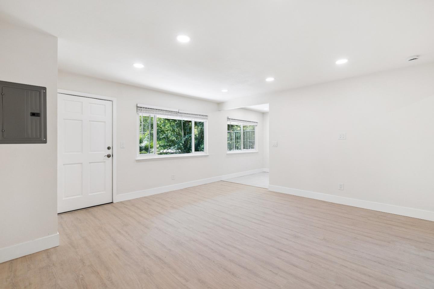 5723 Via Monte Drive