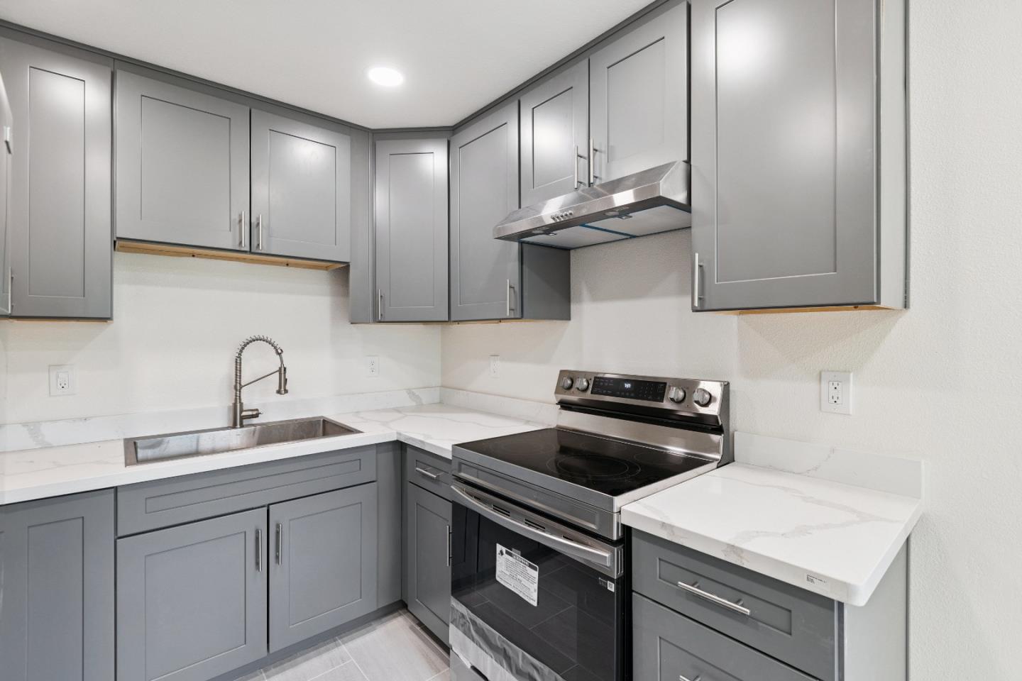 5723 Via Monte Drive