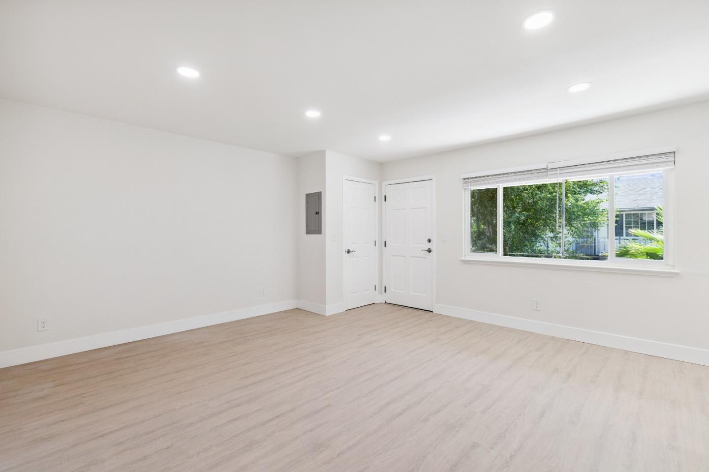 5723 Via Monte Drive