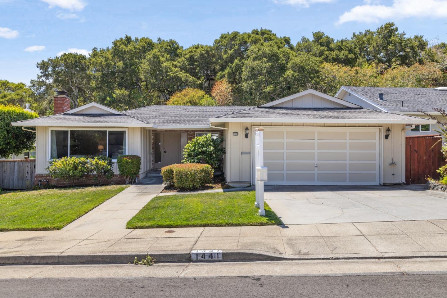 1441 Woodberry Avenue