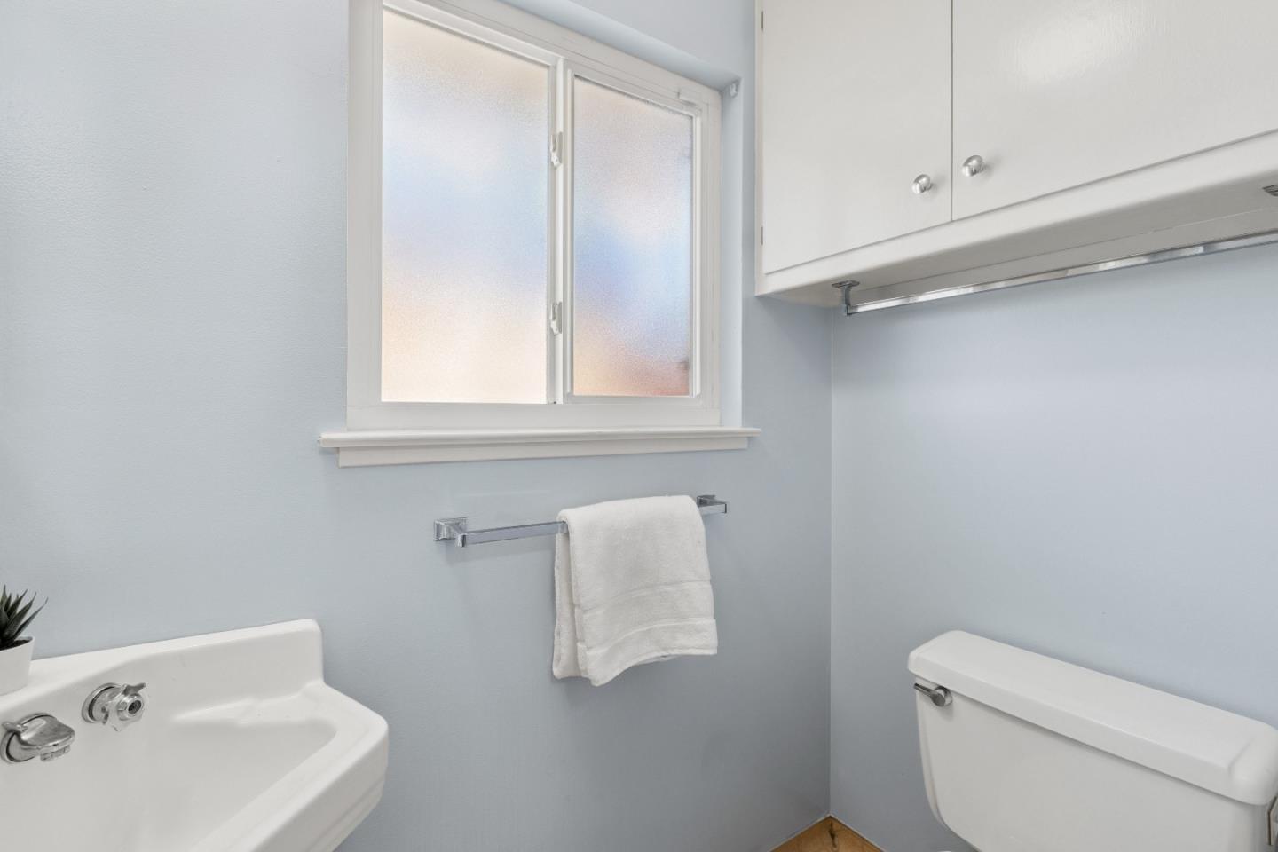 1441 Woodberry Avenue