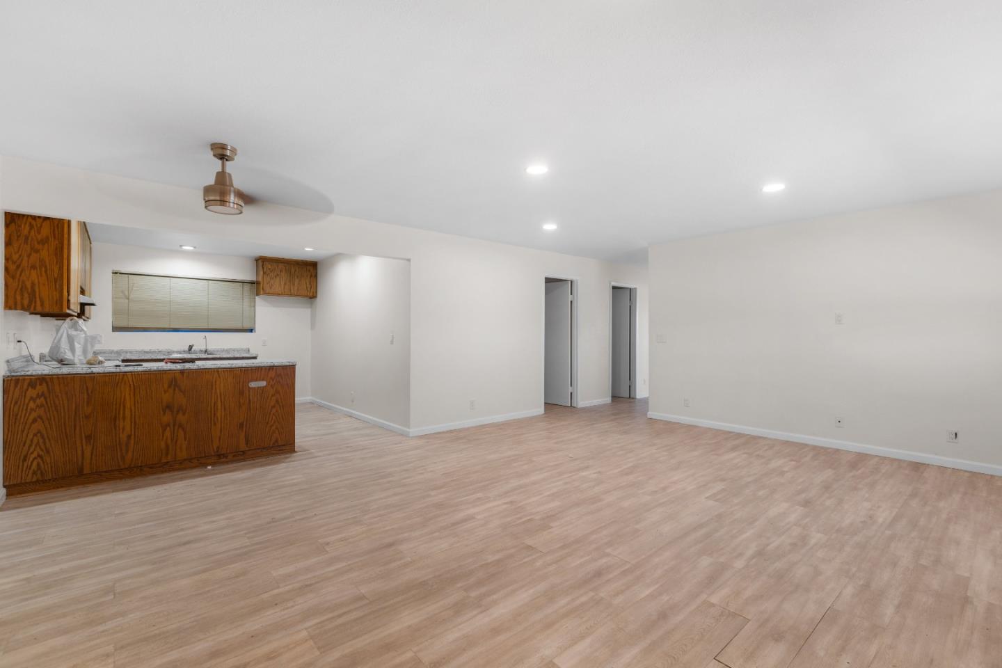 320 Kalana Avenue