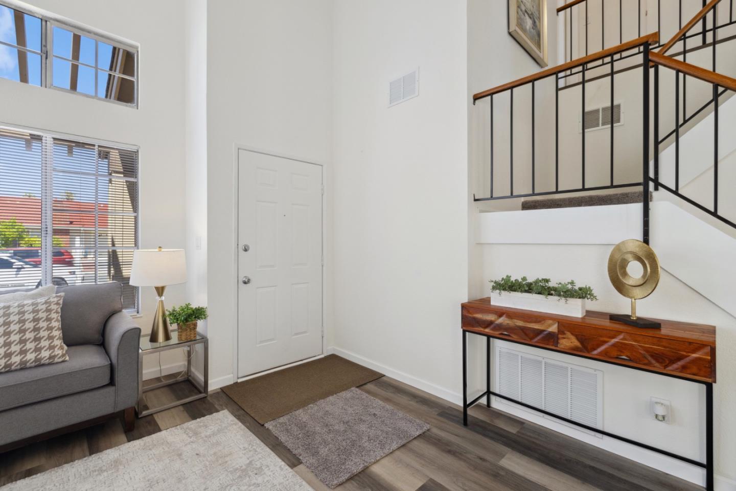 1291 Royal Crest Drive