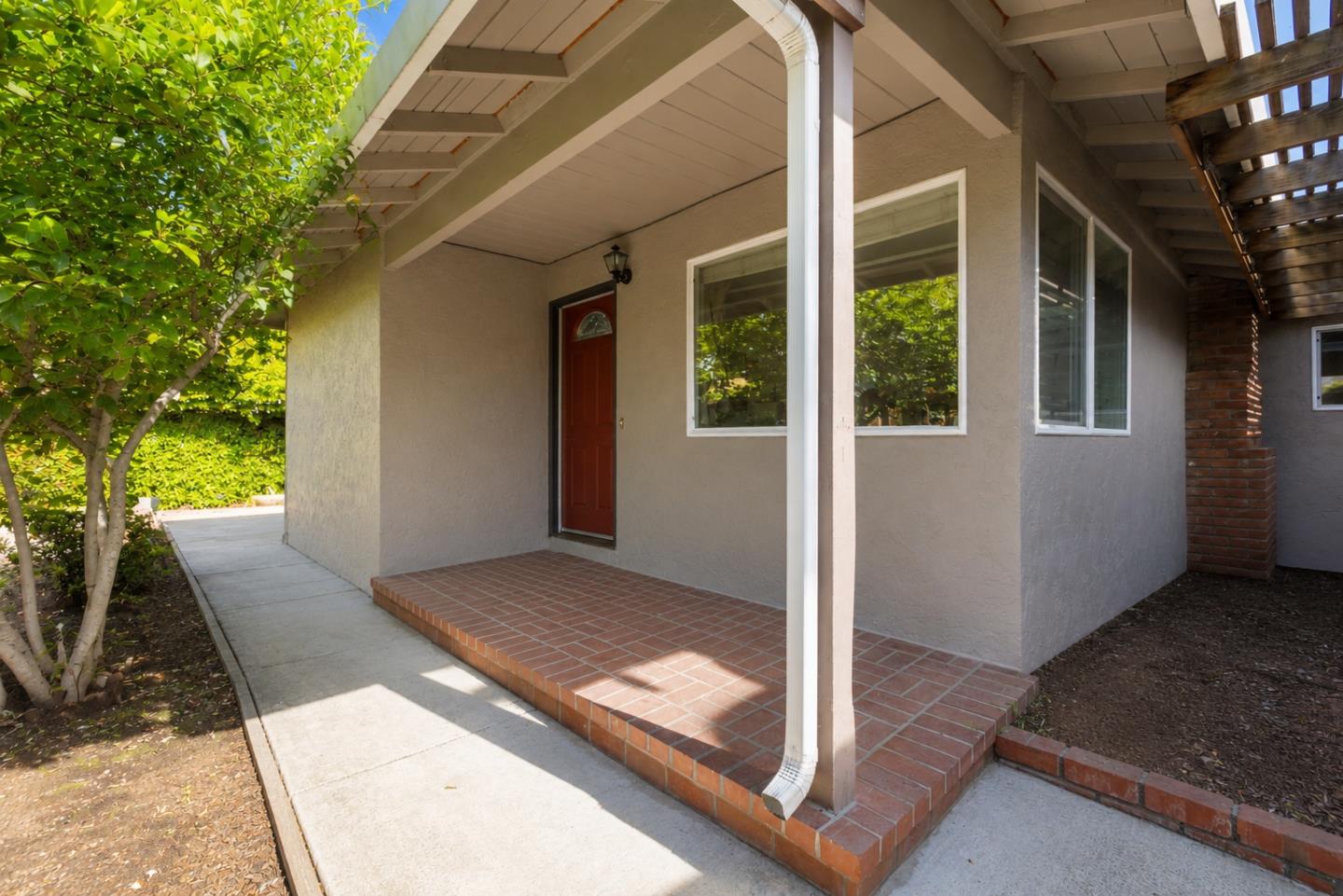 228 Union Avenue