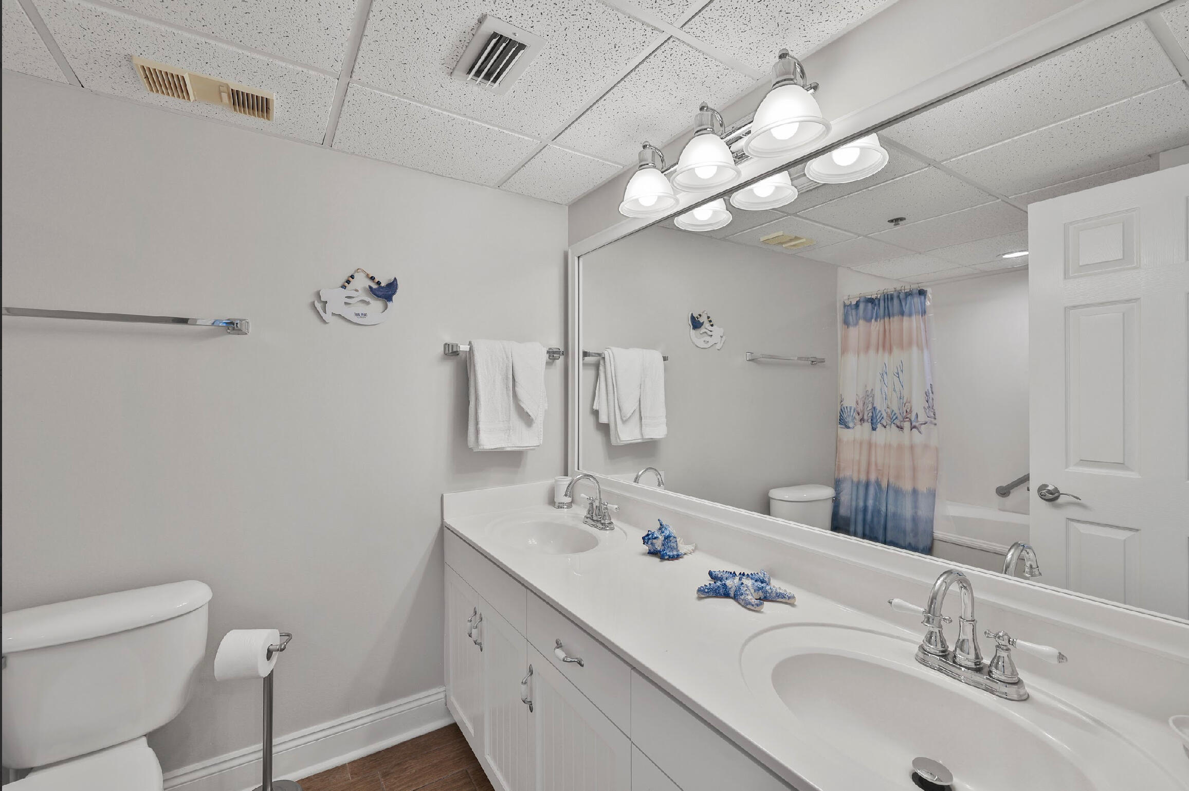 10515 Front Beach Road, 703