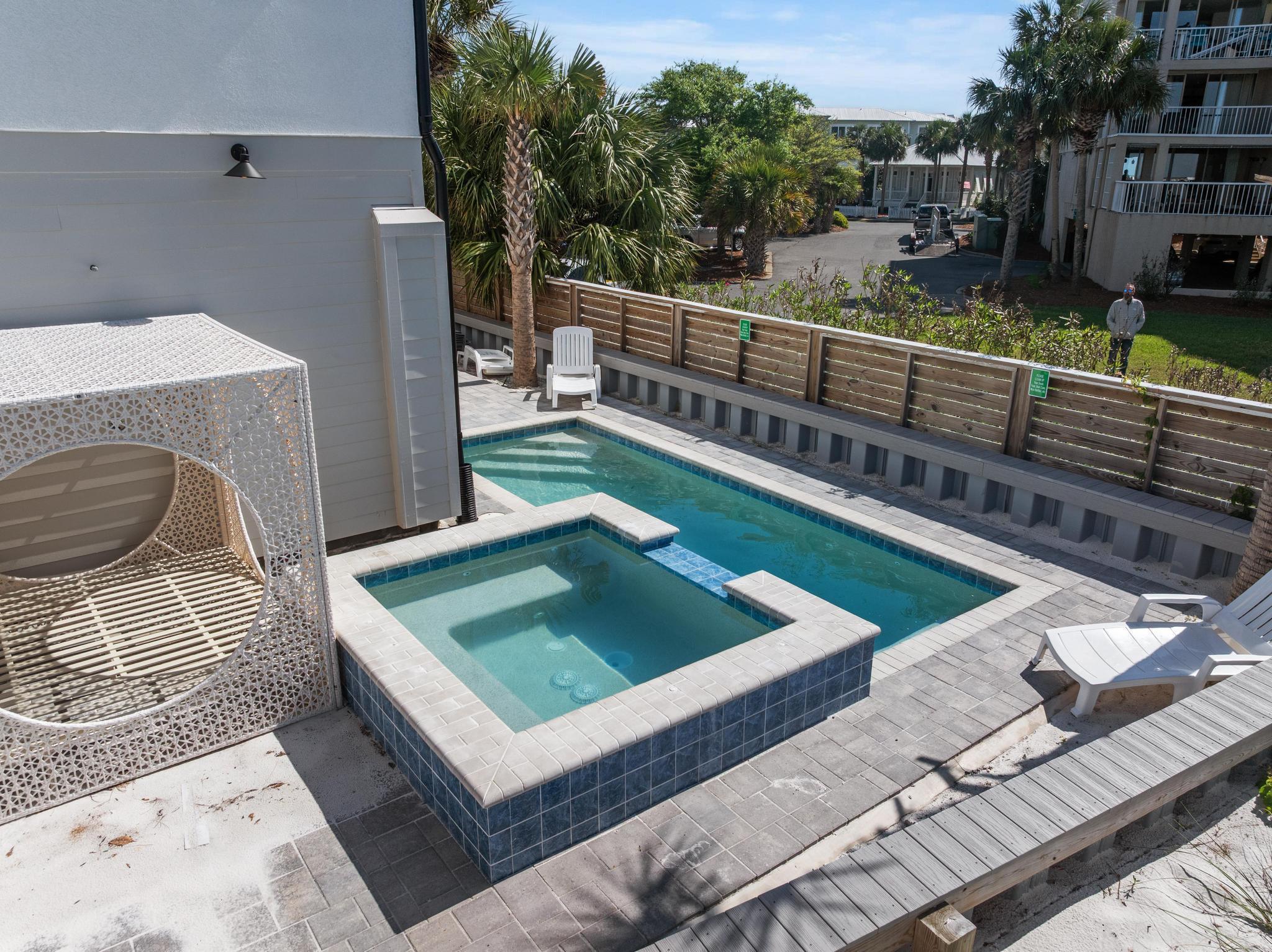 34 Gulf Breeze Court