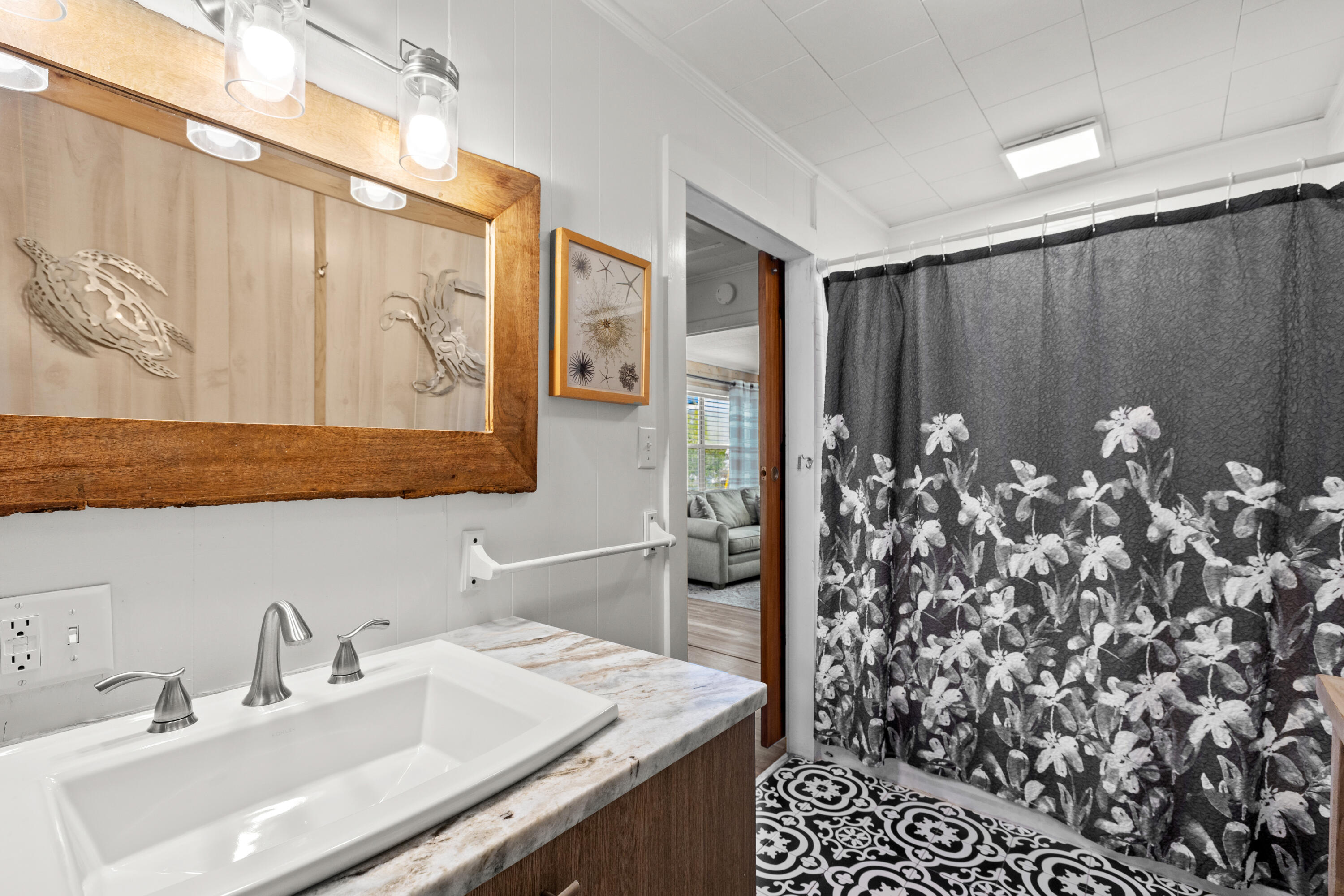 279 Robert Ellis Street