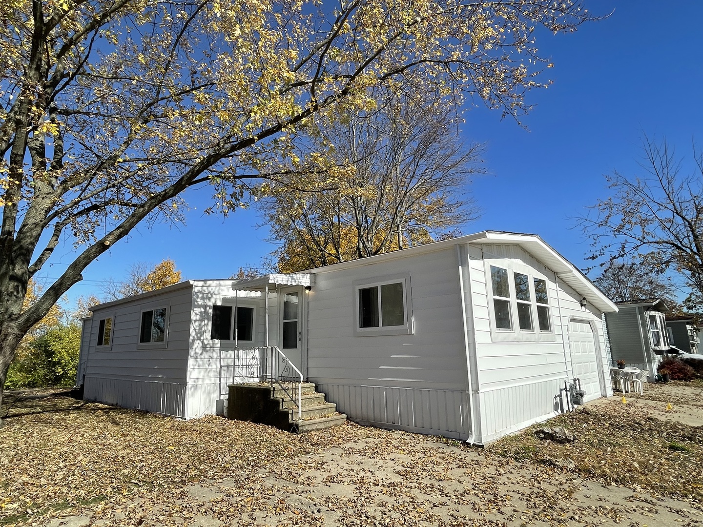102 Candlegate Circle
