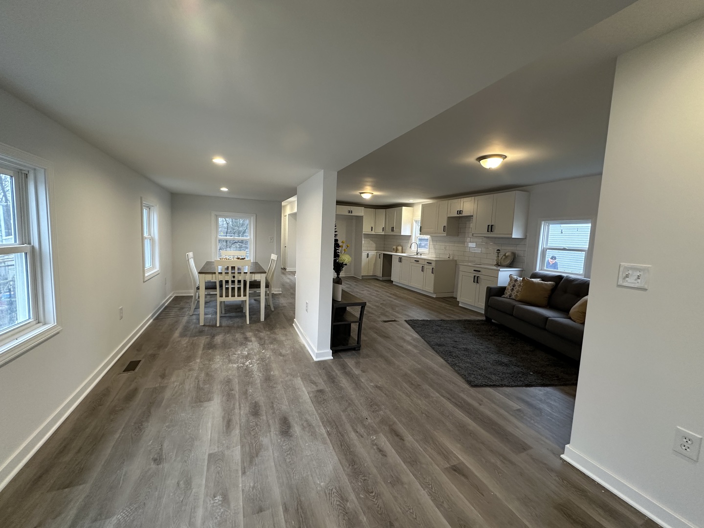 242 Blackthorn Road