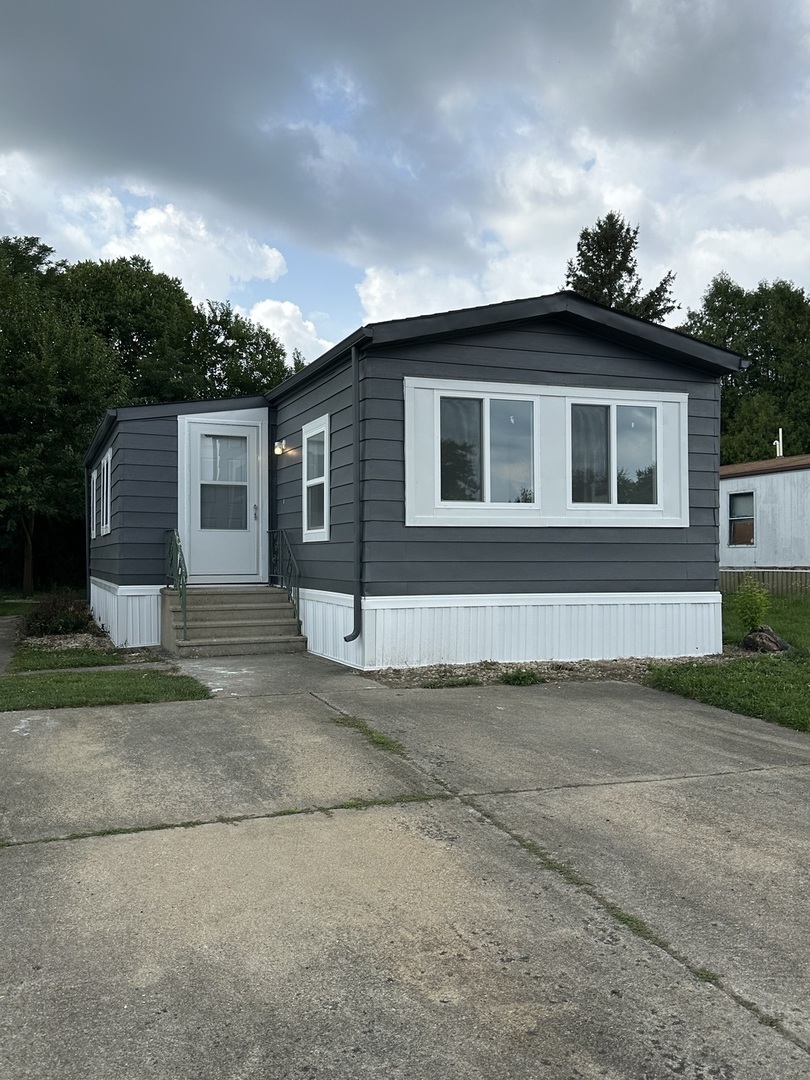 242 Blackthorn Road