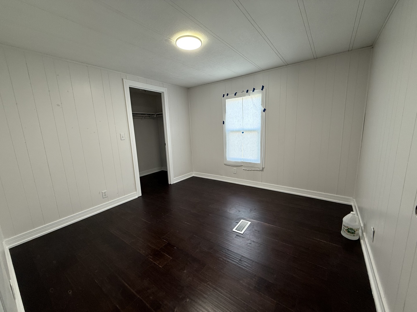 25 Hearthside Drive