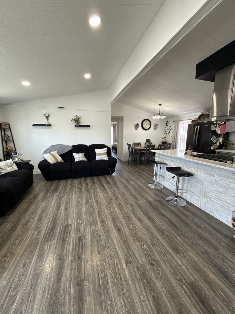22 Hearthside Drive
