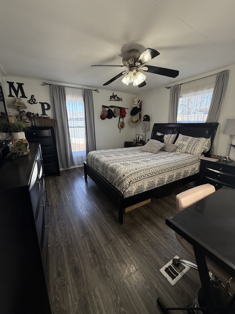 22 Hearthside Drive