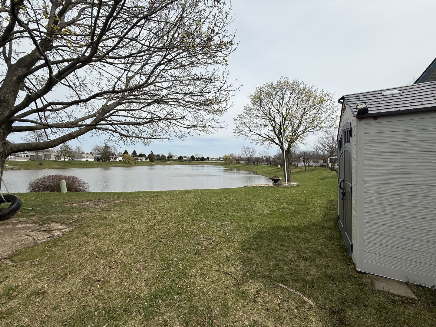 588 Hickory Glen
