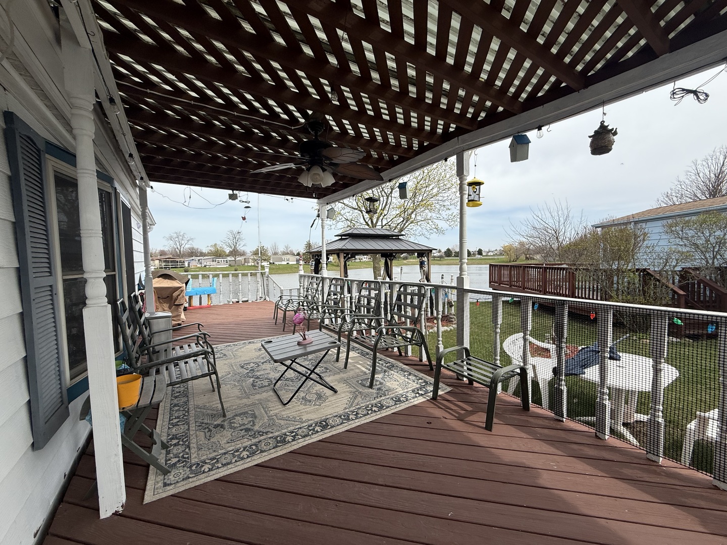 588 Hickory Glen