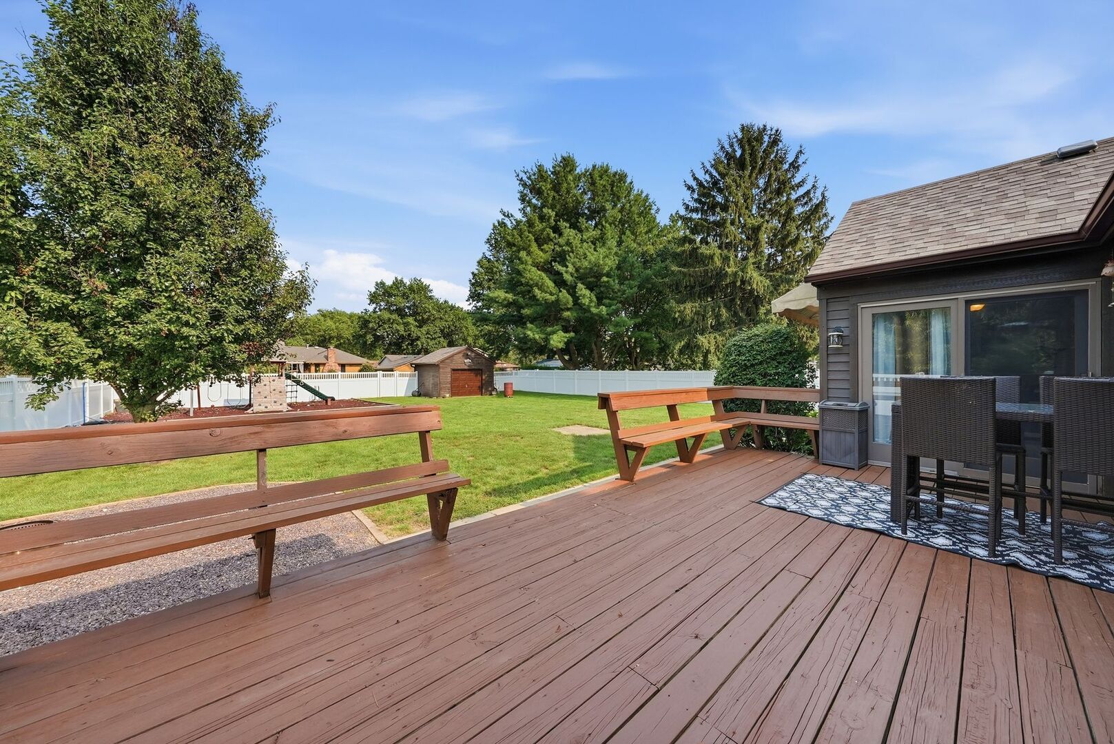 8 Woodside Avenue